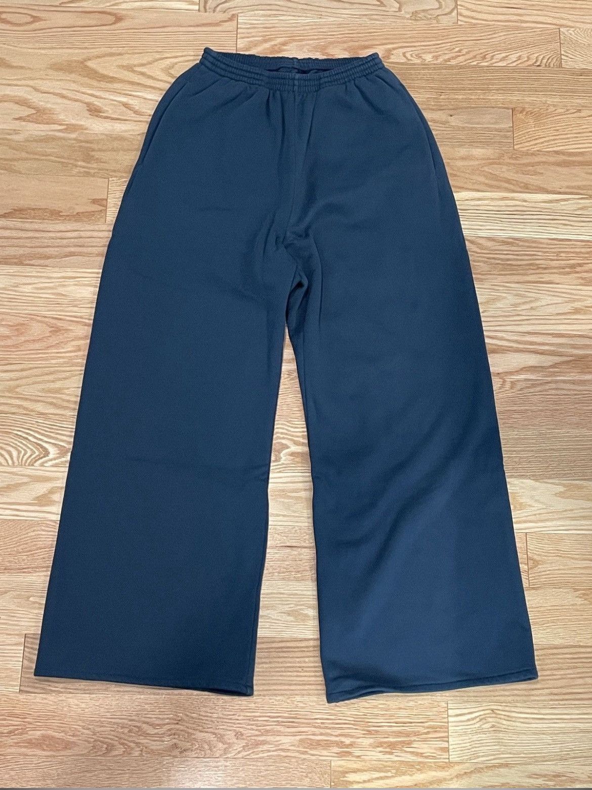 Balenciaga × Gap × Kanye West Yeezy Gap Poetic Bundle Size US L / EU 52-54 / 3 - 14 Thumbnail