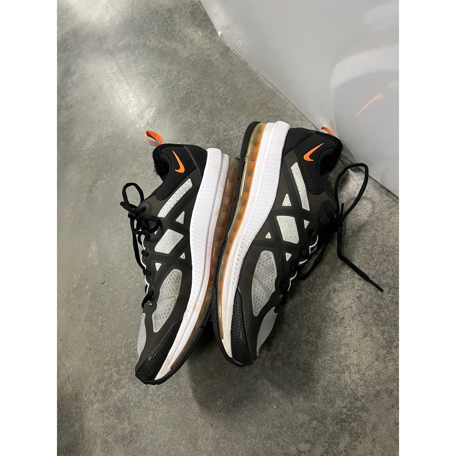 Nike Size 12 - Nike Air Max Genome Grey/Orange men’s Size US 12 / EU 45 - 4 Thumbnail