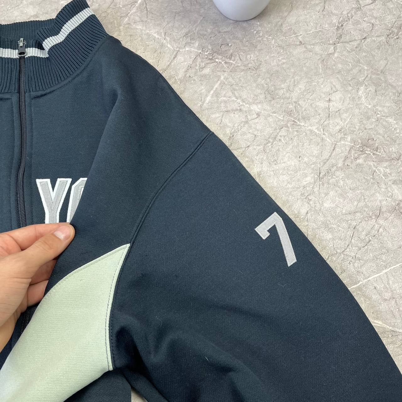 Vintage Vintage New York Yankees Jacket Zip NY Genuine Merchendise Size US L / EU 52-54 / 3 - 11 Thumbnail