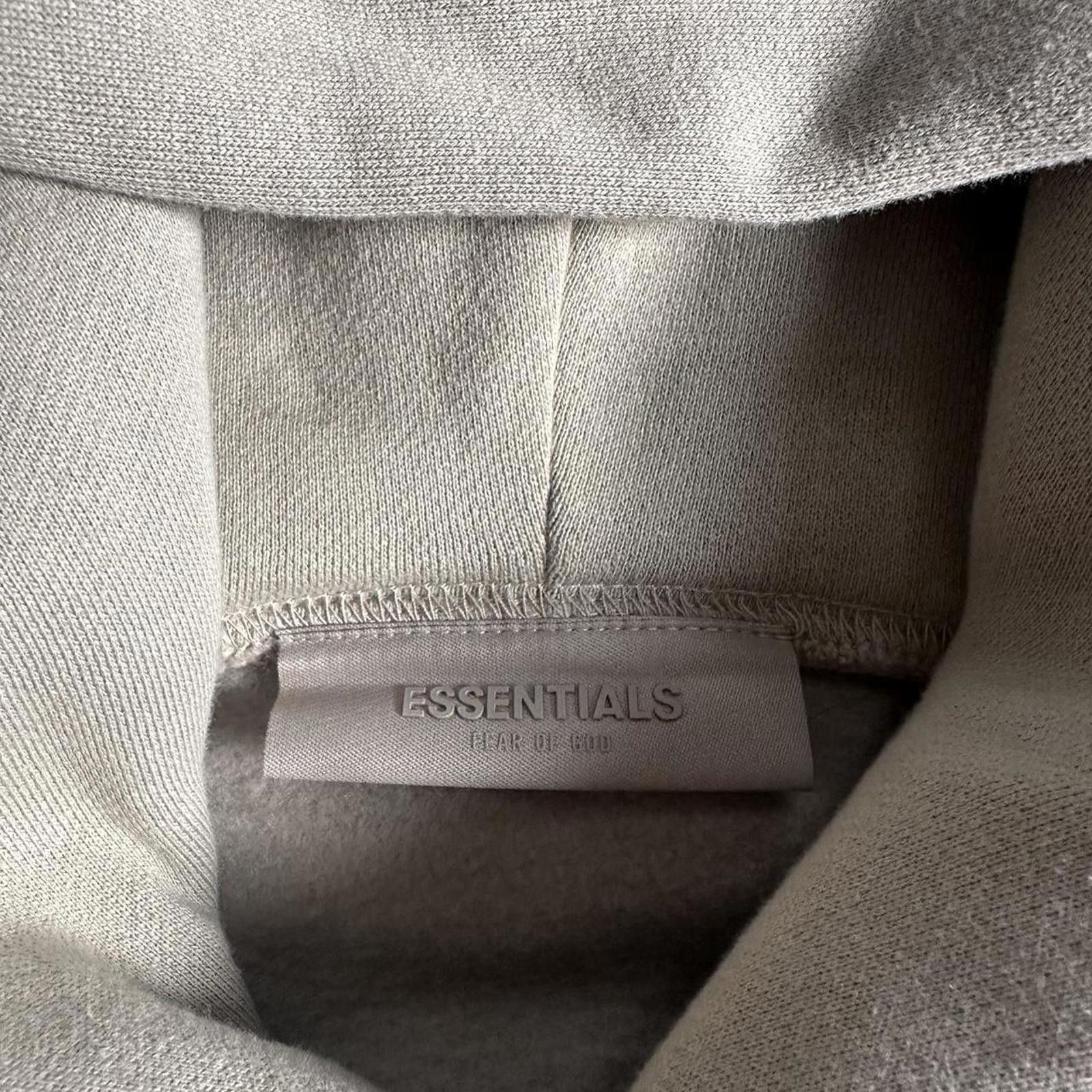 Essentials Essentials Men's Cream and Grey Hoodie Size M NEW Size US XL / EU 56 / 4 - 4 Thumbnail