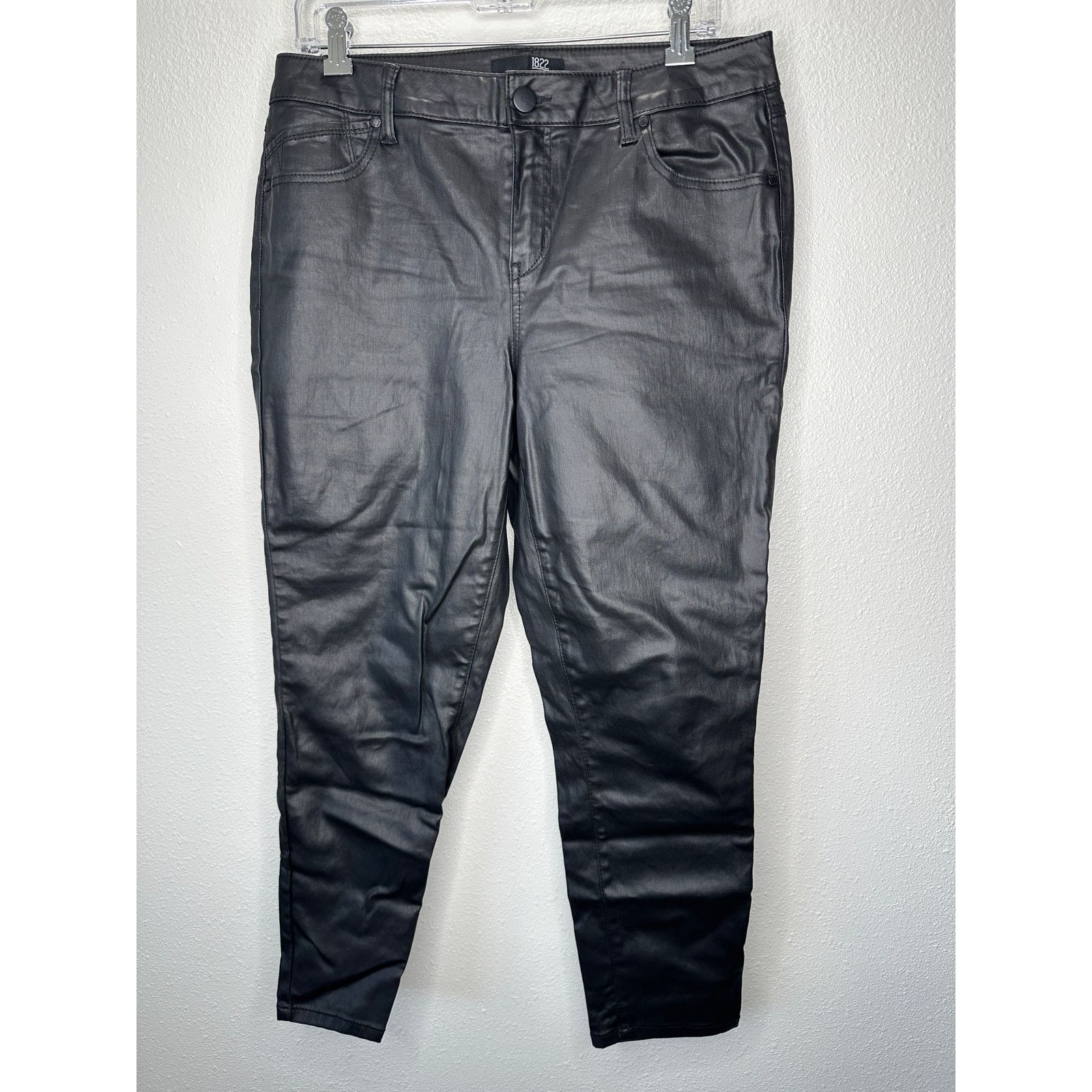 Other 1822 Denim Black Shimmer Leatherette Skinny Pant 30 P / 10 P Size 32" / US 10 / IT 46 - 2 Thumbnail