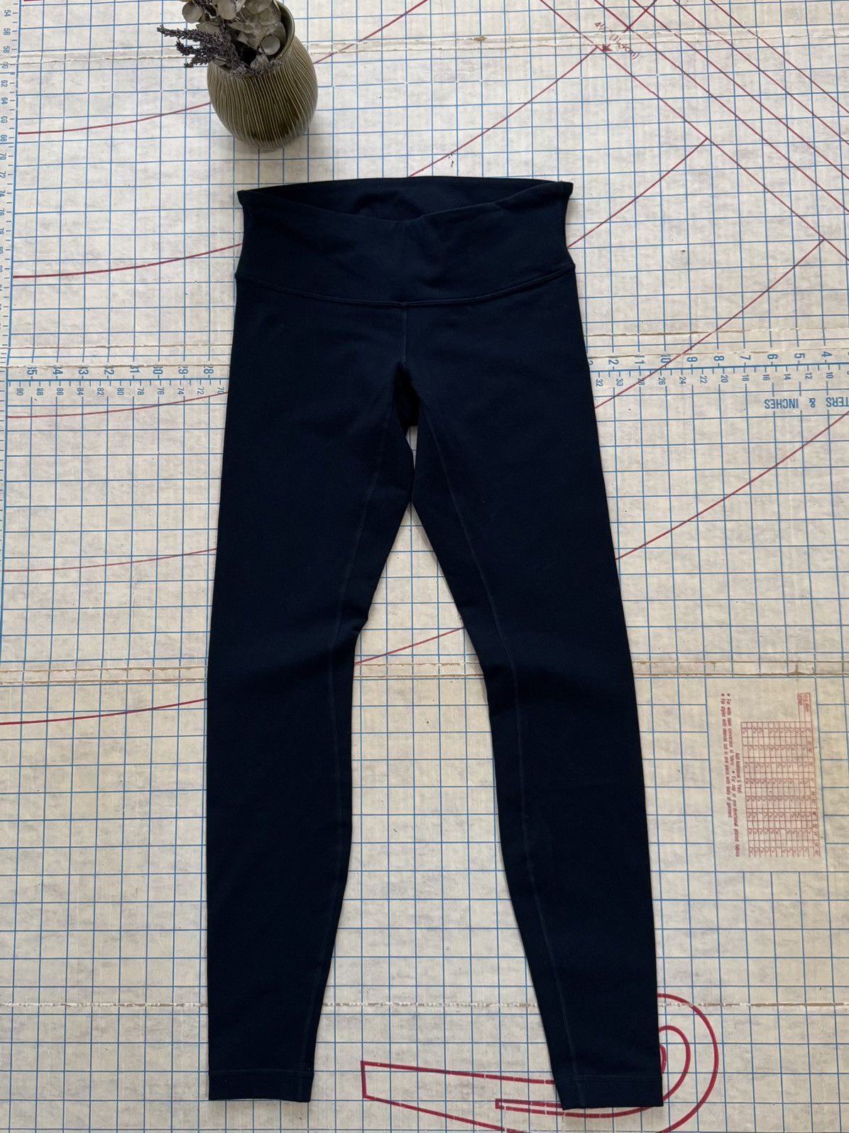 Lululemon Lululemon Leggings Navy Women’s Size 6 Size 28" / US 6 / IT 42 - 2 Thumbnail