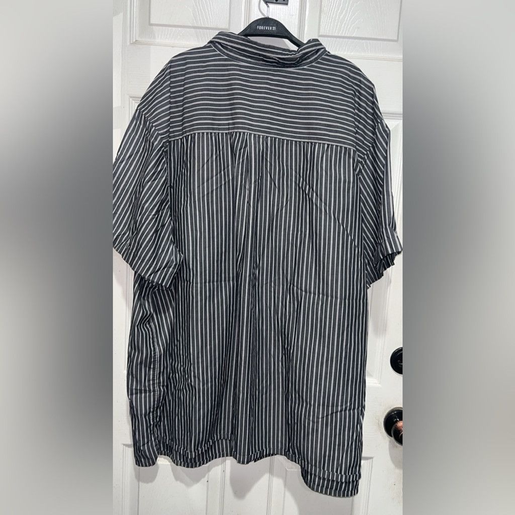 Other white + black striped button up shirt Size 5XL BIG Size US XL / EU 56 / 4 - 3 Thumbnail
