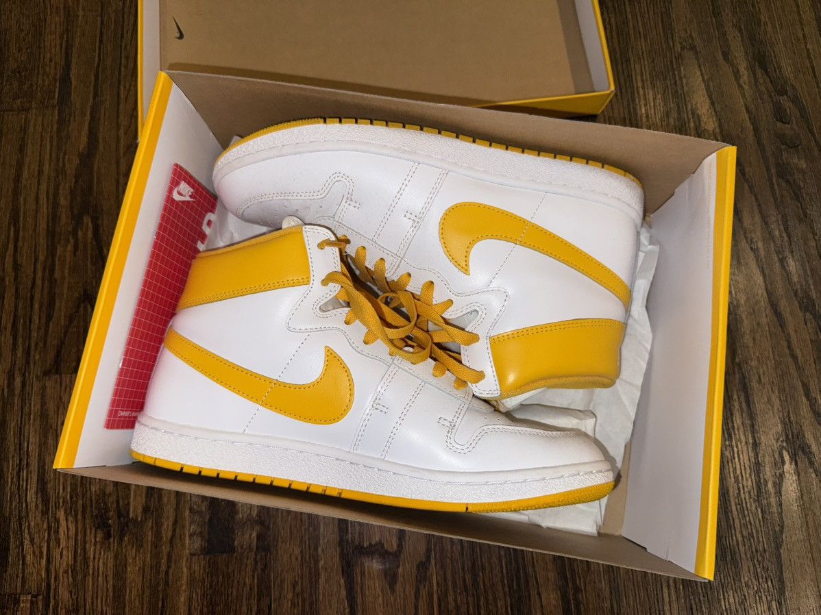 Jordan Brand Nike Air Jordan Air Ship PE SP Men's Sz 10 University Gold Size US 10 / EU 43 - 7 Thumbnail