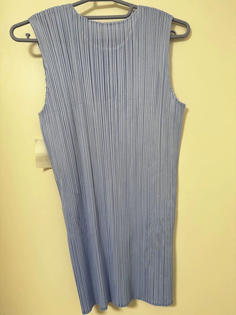 Issey Miyake Issey Miyake size:4 Blue pleated sleeveless vest Size S / US 4 / IT 40 - 6 Thumbnail