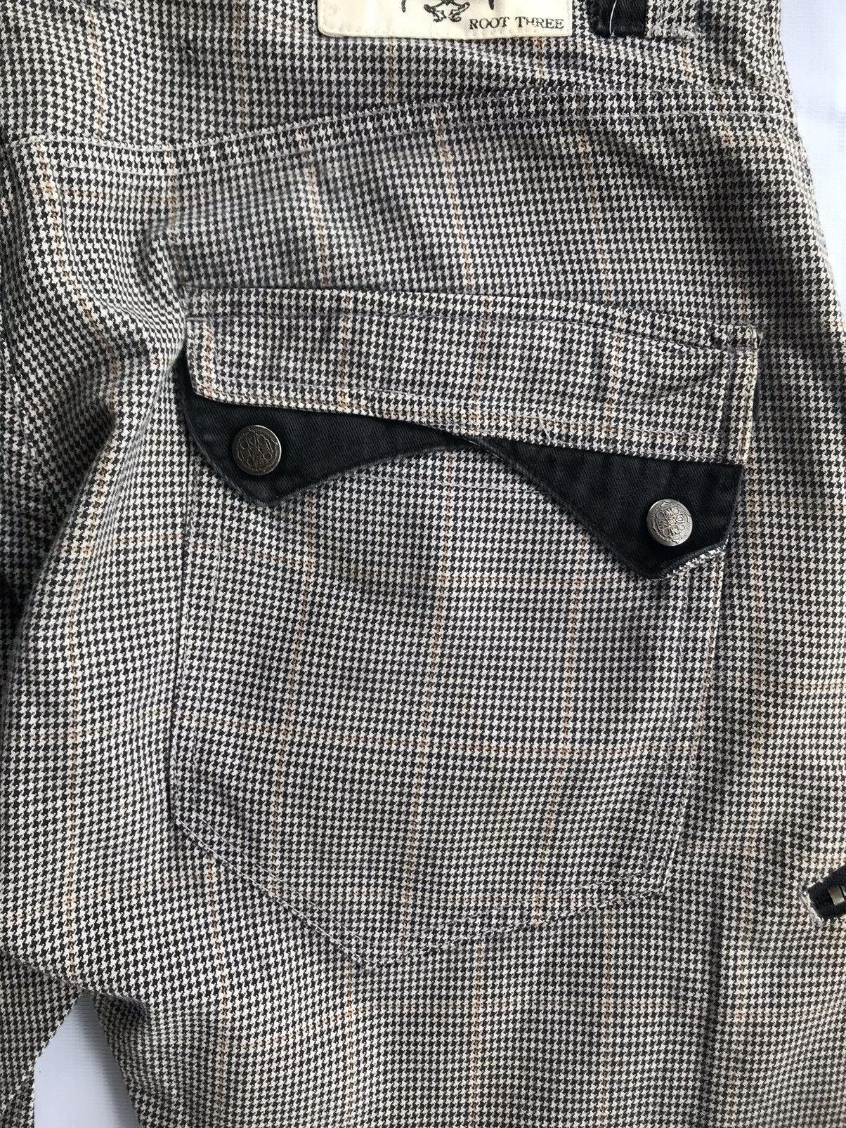 Japanese Brand Root Three Checkered Pants with Multi Pocket Zipper Details Size US 32 / EU 48 - 12 Thumbnail