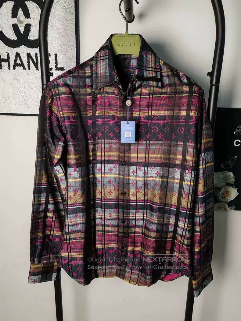 Louis Vuitton Louis Vuitton Full print shirt Size US S / EU 44-46 / 1 - 1 Thumbnail