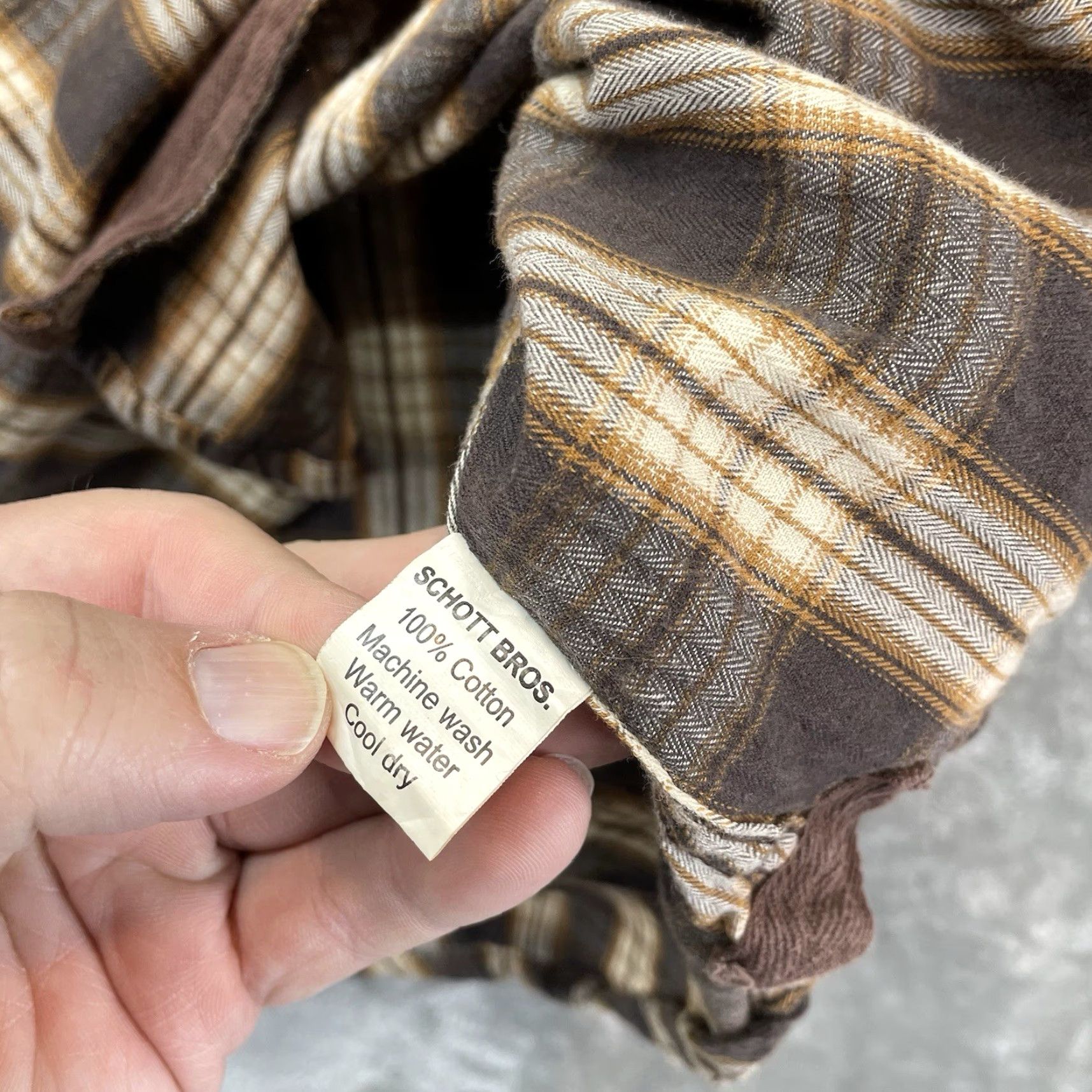 Schott Schott NYC Shirt Men's XL Lightweight Cotton Chest Pockets Plaid Workwear Size US XL / EU 56 / 4 - 6 Thumbnail