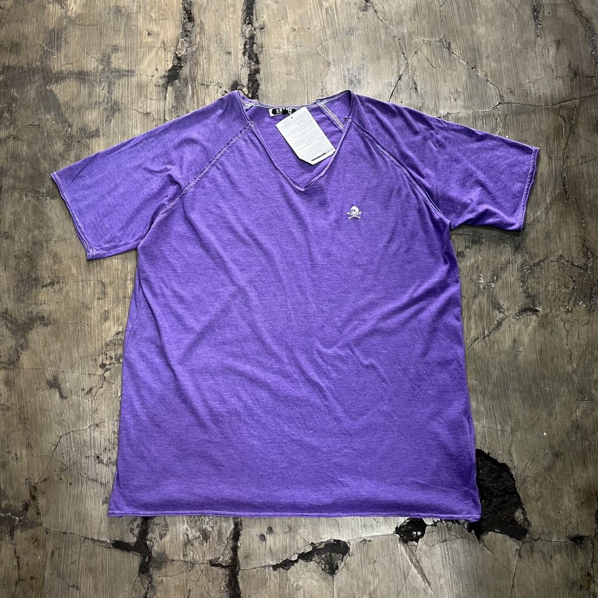 Tornado Mart BEAMS Japan Purple V-Neck Tee Distressed Stitching cdg style Size US M / EU 48-50 / 2 - 1 Thumbnail