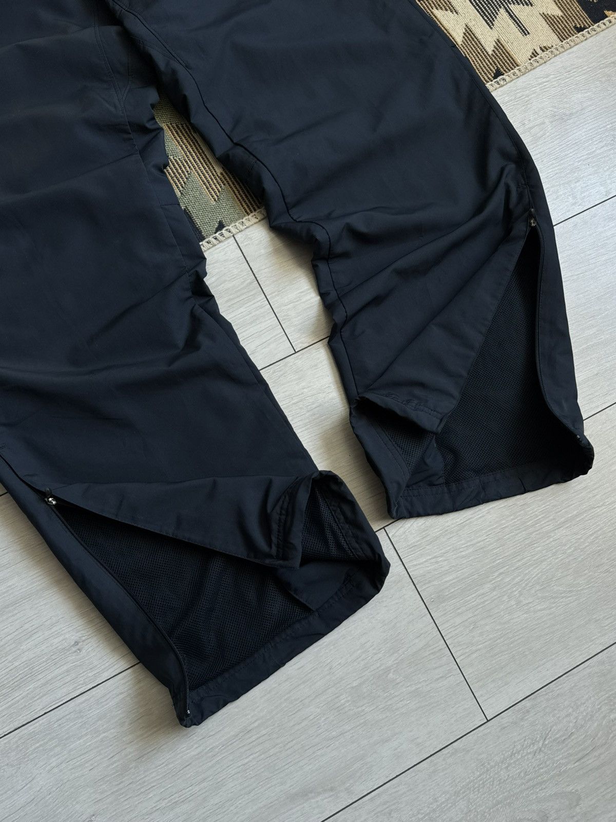 Nike Vintage Nike Nylon Y2K Pants Size US 34 / EU 50 - 9 Thumbnail