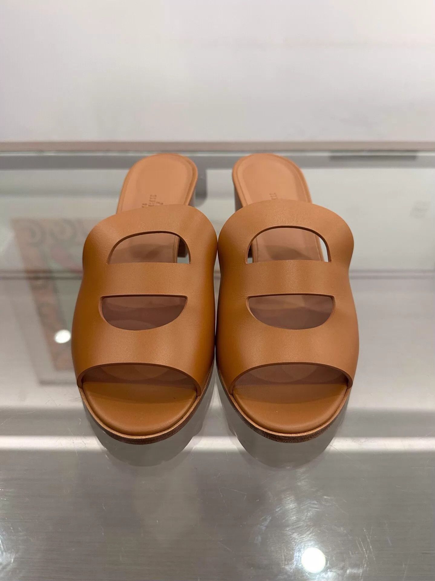 Hermes Hermes Women's Brown Pig Nose Logo 5cm Heel Sandal 37 Size US 6.5 / IT 36.5 - 2 Thumbnail