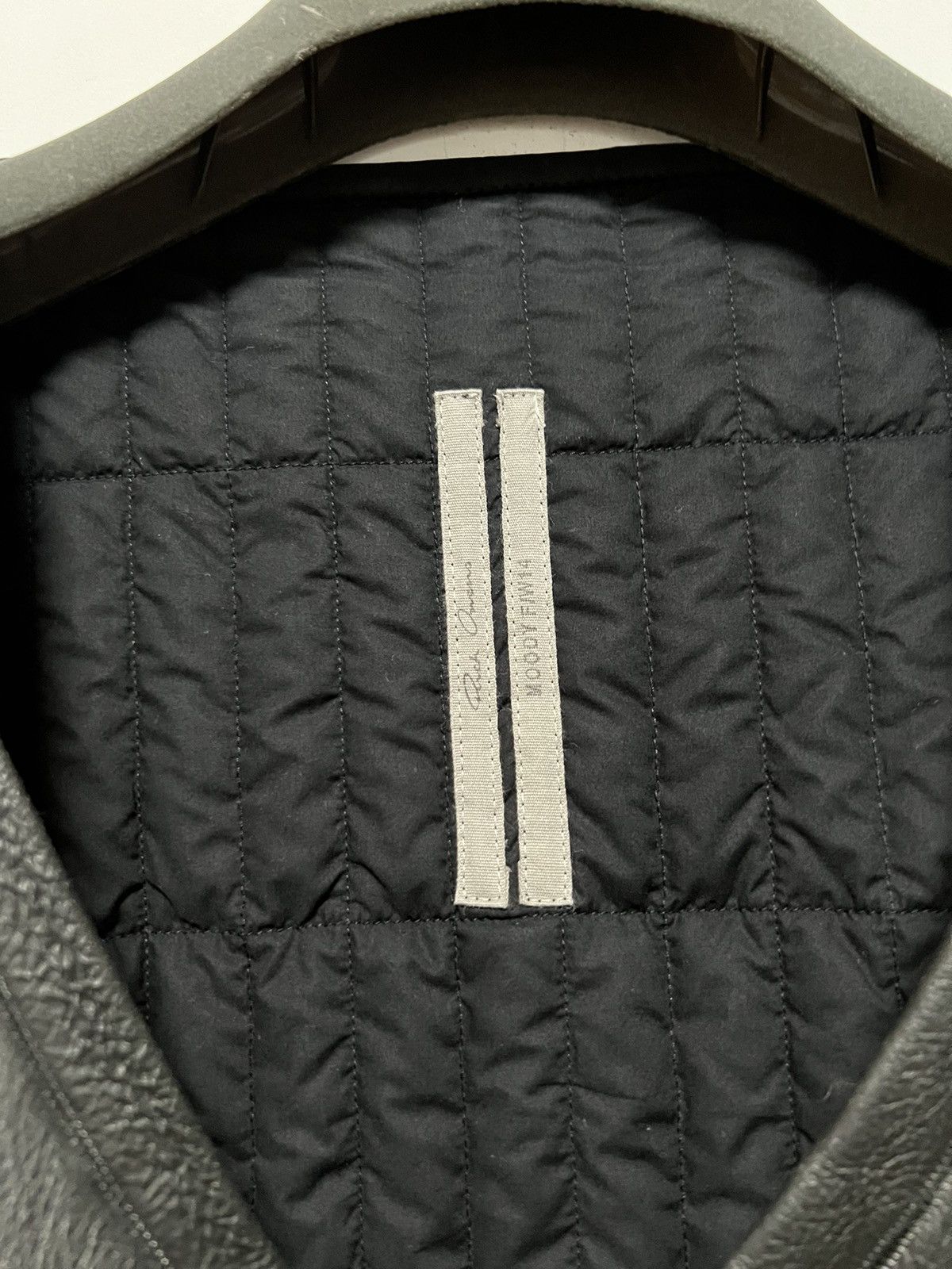 Rick Owens F/W 14 "MOODY" Runway Shearling Leather Vest Rick Owens M Size US M / EU 48-50 / 2 - 4 Thumbnail