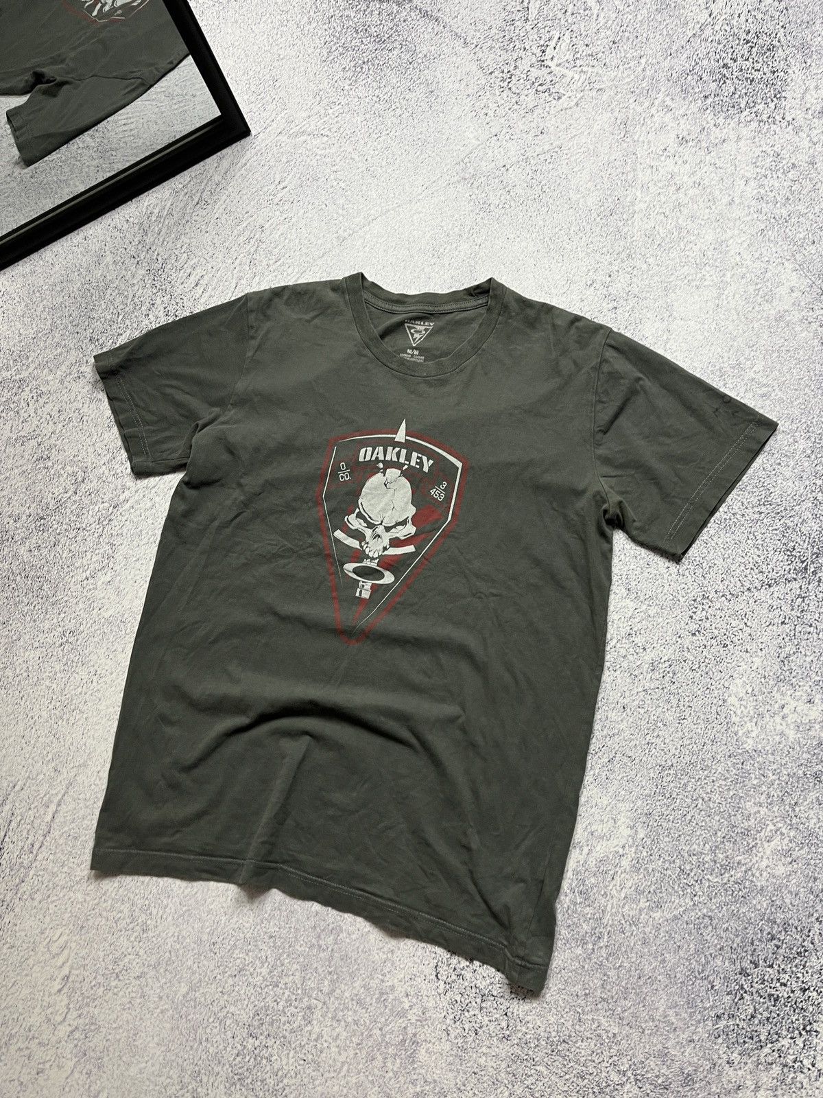 Oakley × Vintage Vintage Oakley Tee Big Skull Logo T Shirt Size US M / EU 48-50 / 2 - 3 Thumbnail