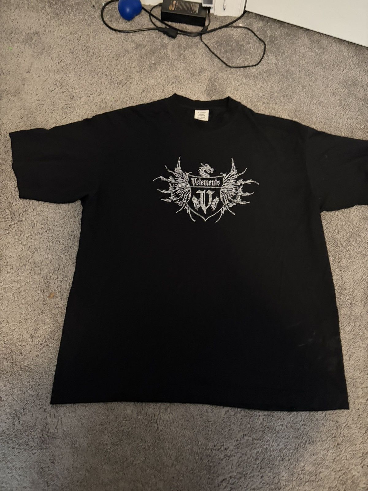 Vetements Vetements Crystal Rhinestone Logo T-Shirt Size US S / EU 44-46 / 1 - 1 Thumbnail