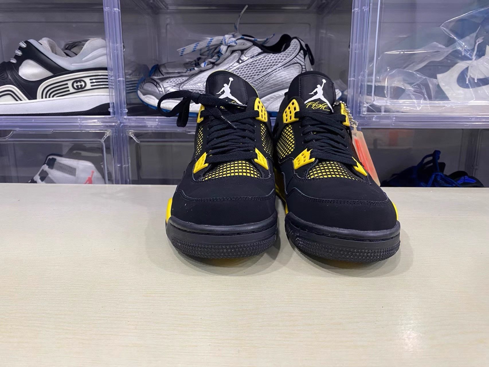 Nike AJ4 Thunder K36 Size US 9 / EU 42 - 2 Thumbnail