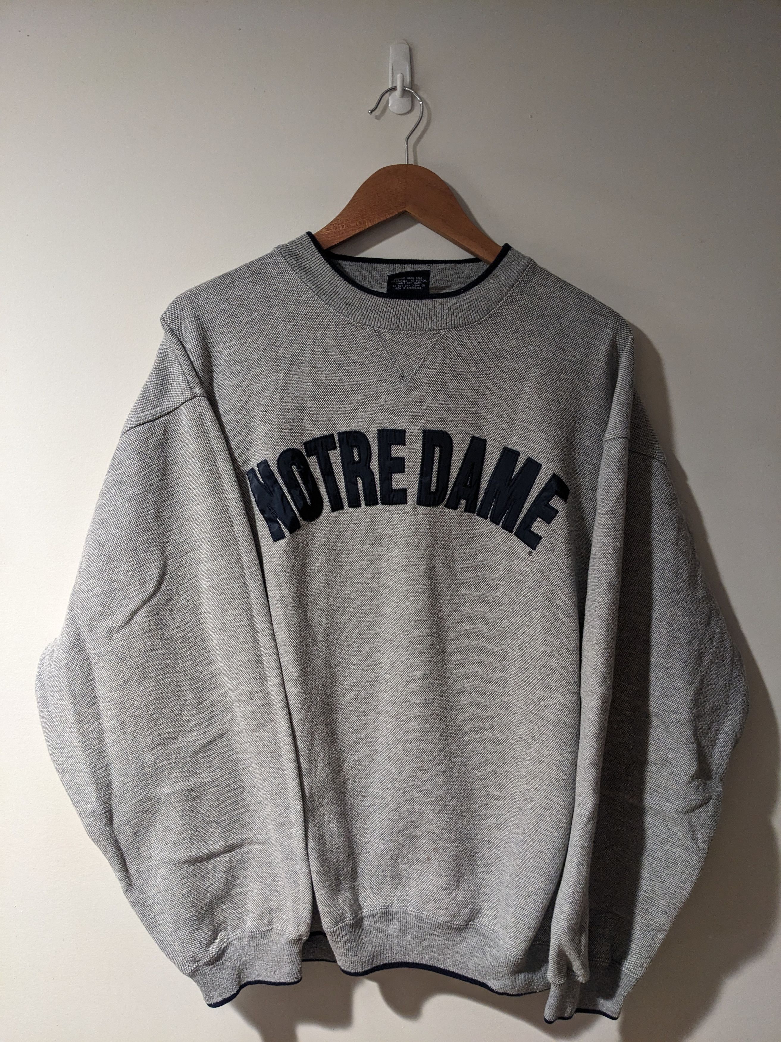 Vintage Vintage 90s Notre Dame University Fighting Irish Sweatshirt Size US XL / EU 56 / 4 - 1 Thumbnail