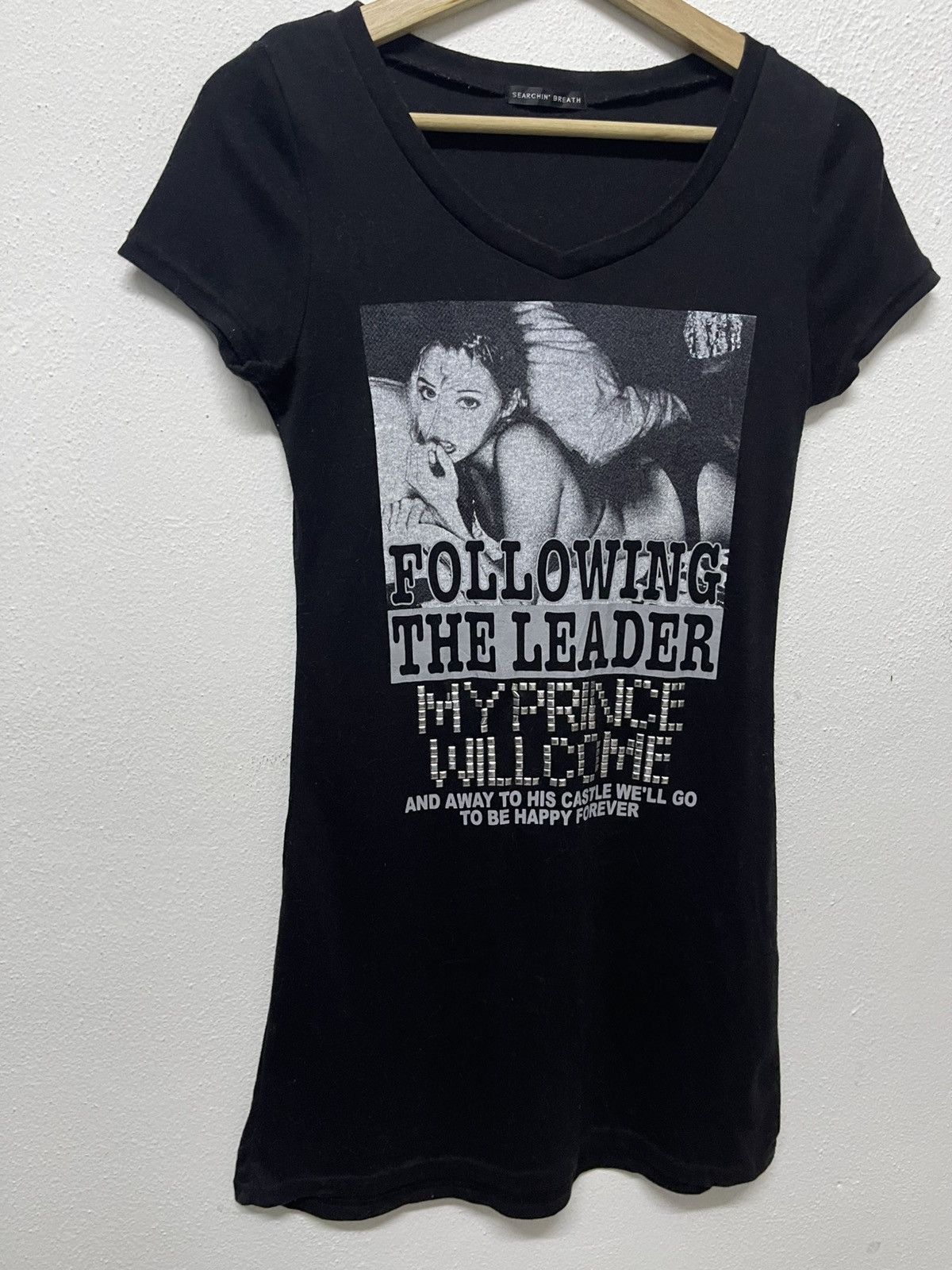 If Six Was Nine 2000s HYSTERIC GLAMOUR INSPIRED SEXY GRAPHIC V NECK TSHIRT Size M / US 6-8 / IT 42-44 - 3 Thumbnail