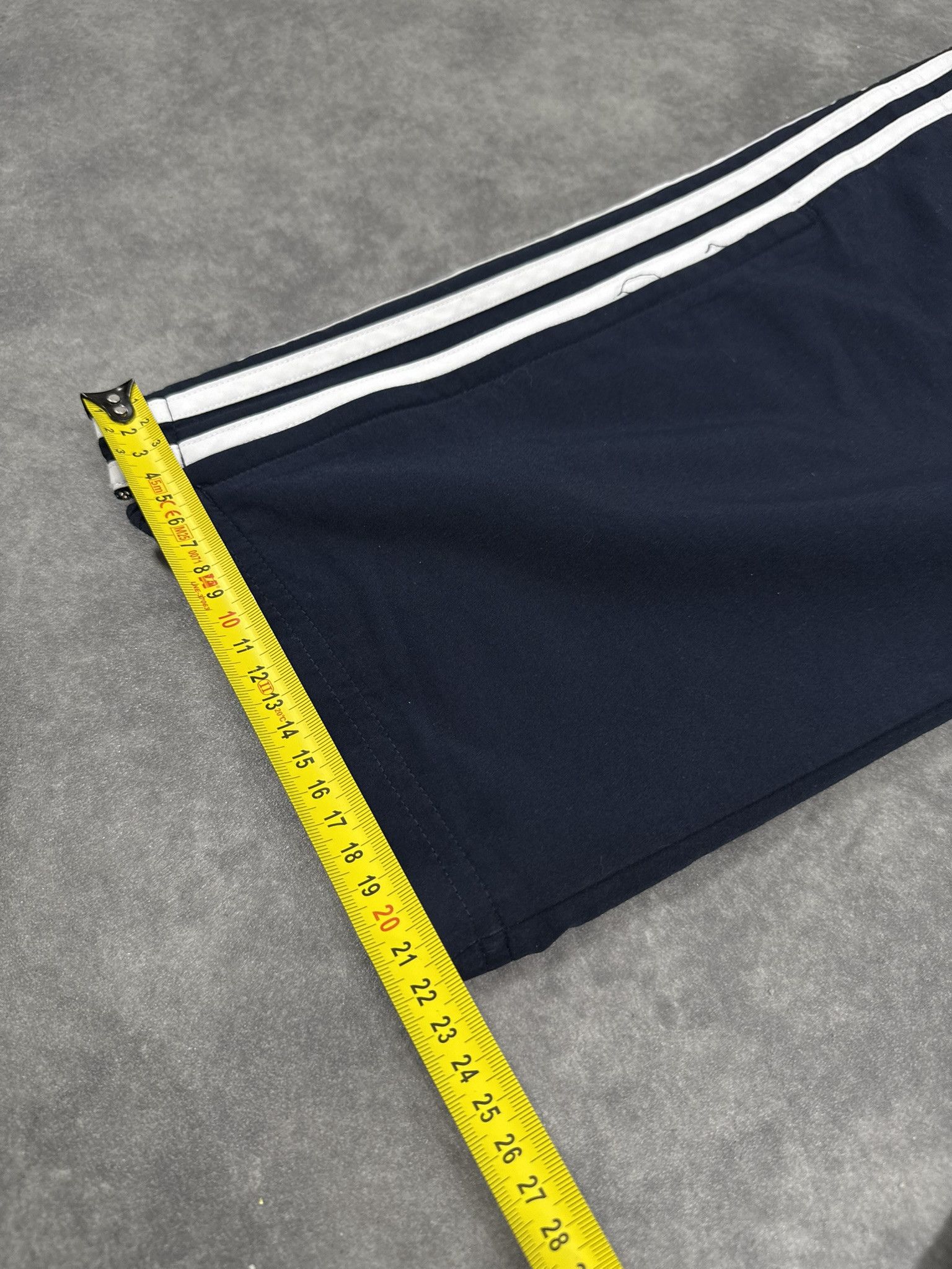 Adidas Vintage Adidas Parachute vibe pants baggy 3 stripes Size US 34 / EU 50 - 3 Thumbnail