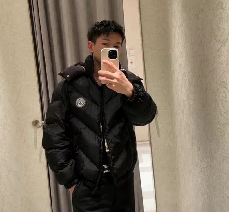 Versace Versace Solid color hooded reversible long-sleeved down ja Size US M / EU 48-50 / 2 - 7 Thumbnail