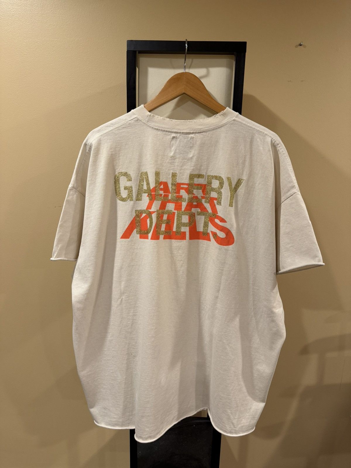 Gallery Dept. Gallery Dept OG Corona Virus ATK World Tour White/Cream Tee Size US XXL / EU 58 / 5 - 13 Thumbnail