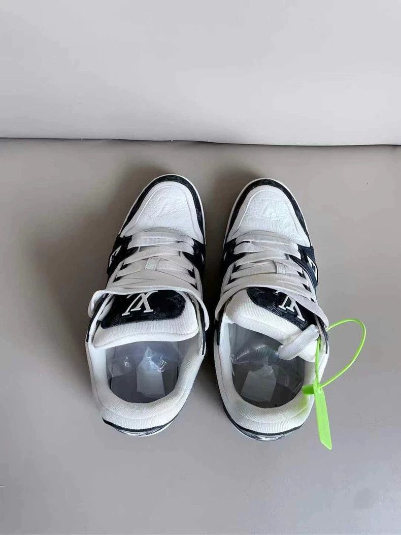 Louis Vuitton Louis Vuitton Louis Vuitton LV Trainer Black and White Sne Size US 10 / EU 43 - 3 Thumbnail