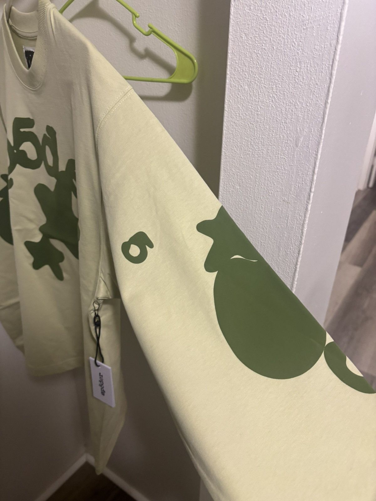Sp5der Sp5der Beluga Long Sleeve ‘Tan’ Size US S / EU 44-46 / 1 - 2 Thumbnail