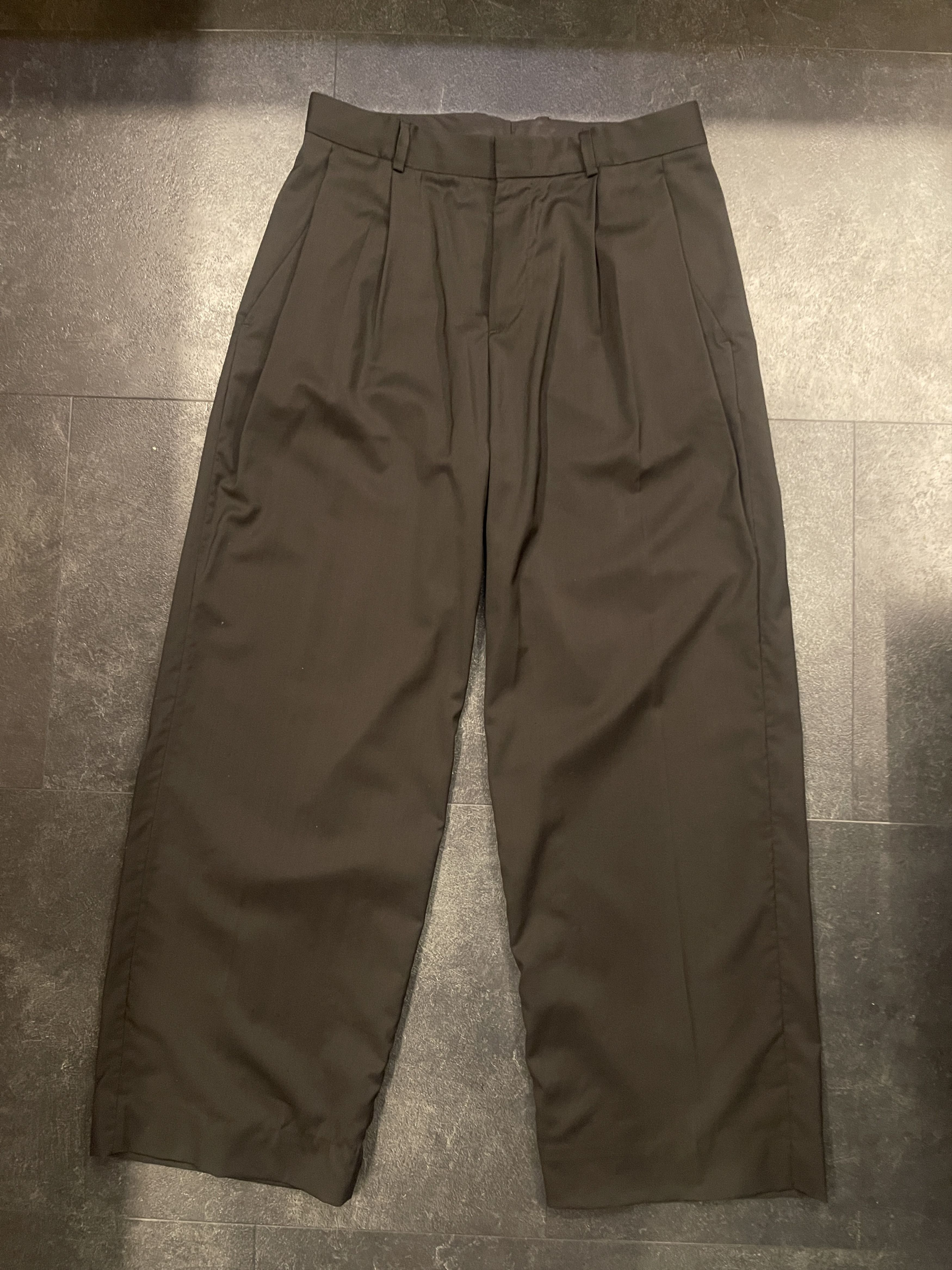Cos COS Wide Pleated Black Trousers Size US 32 / EU 48 - 1 Thumbnail