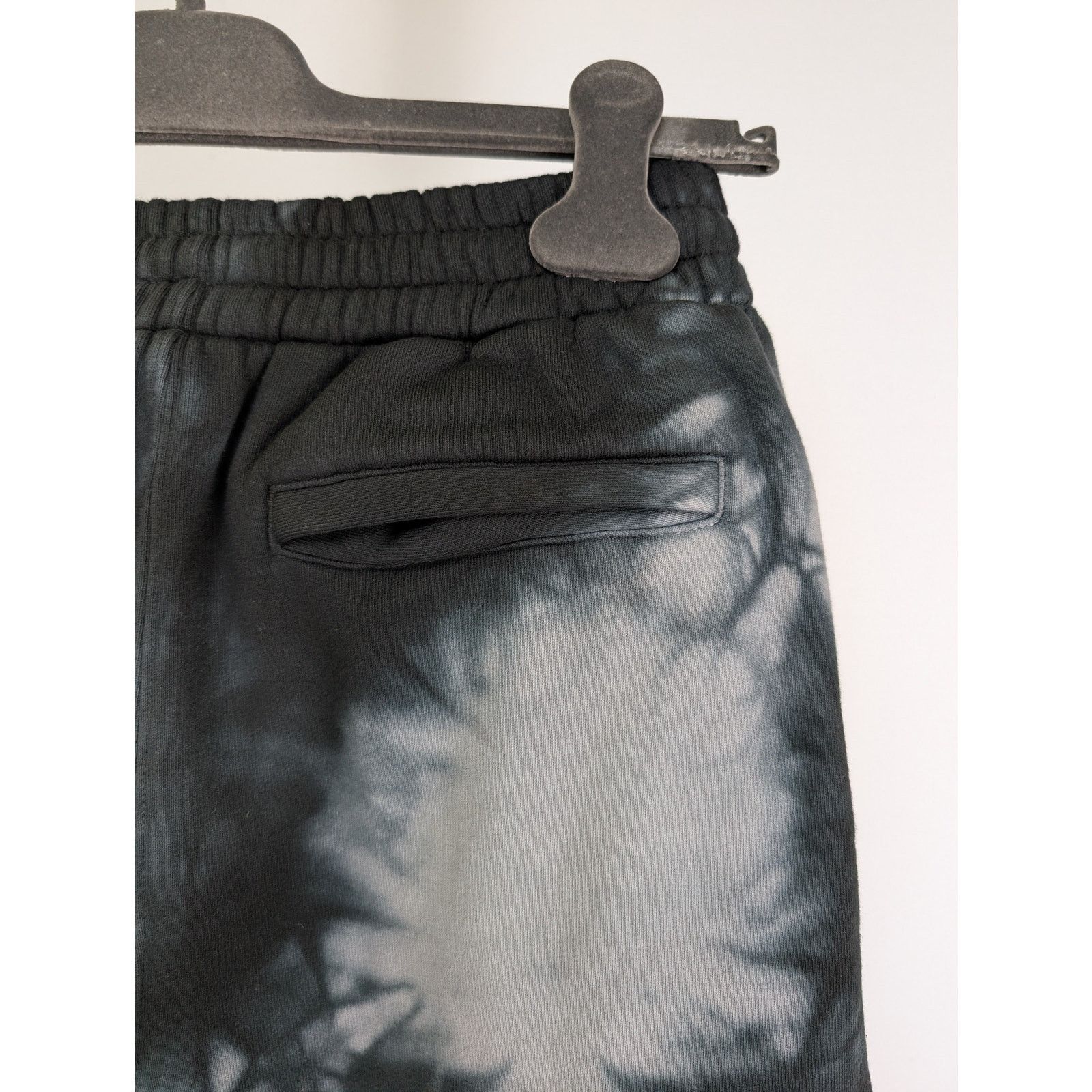 Off-White o1rshd1 Diag Tie Dye Slim Sweatpant Warm in Grey/White Size US 30 / EU 46 - 12 Thumbnail