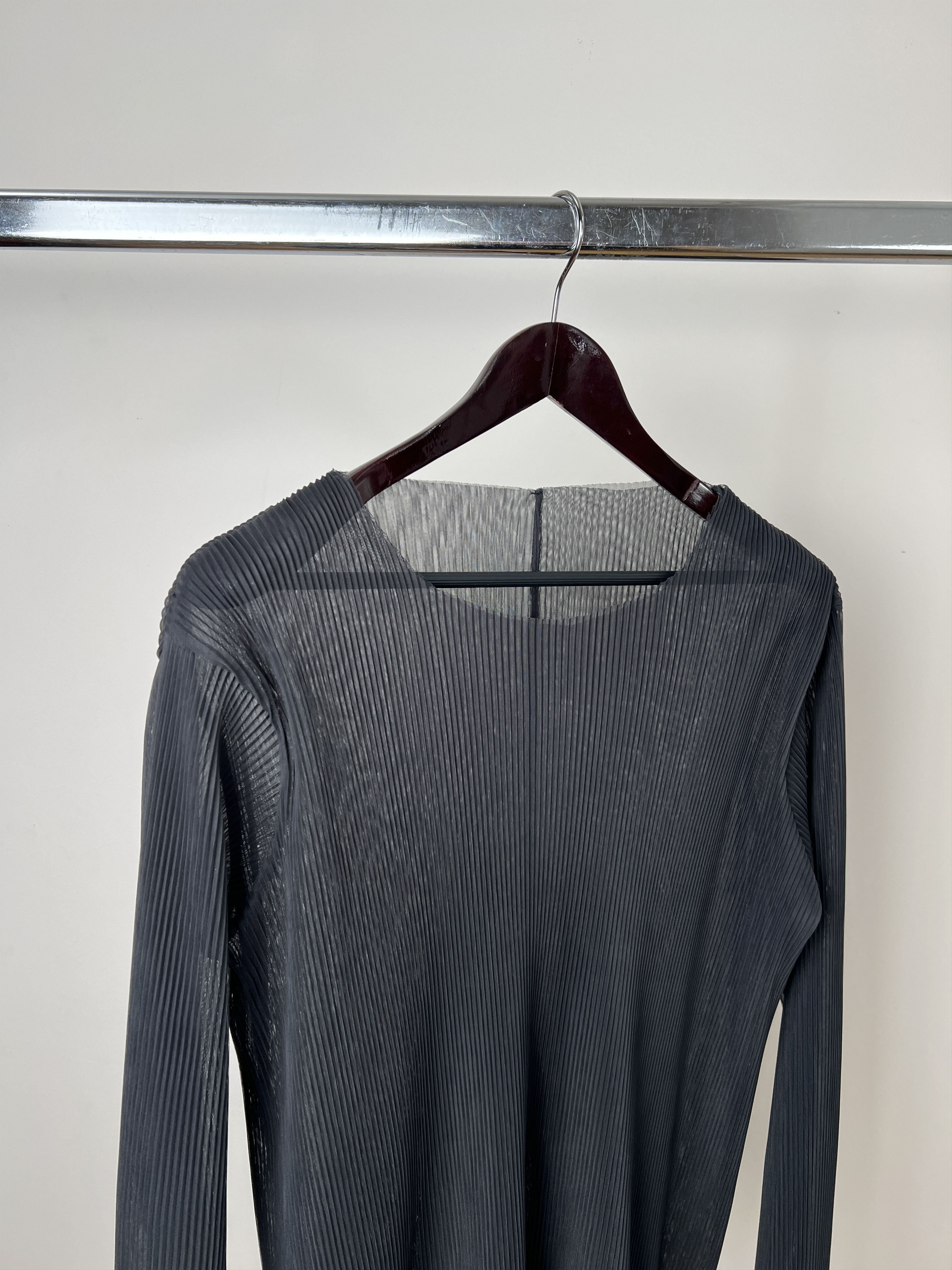 Other NKTRMNV PLISSE LONGSLEEVE Size US L / EU 52-54 / 3 - 9 Thumbnail