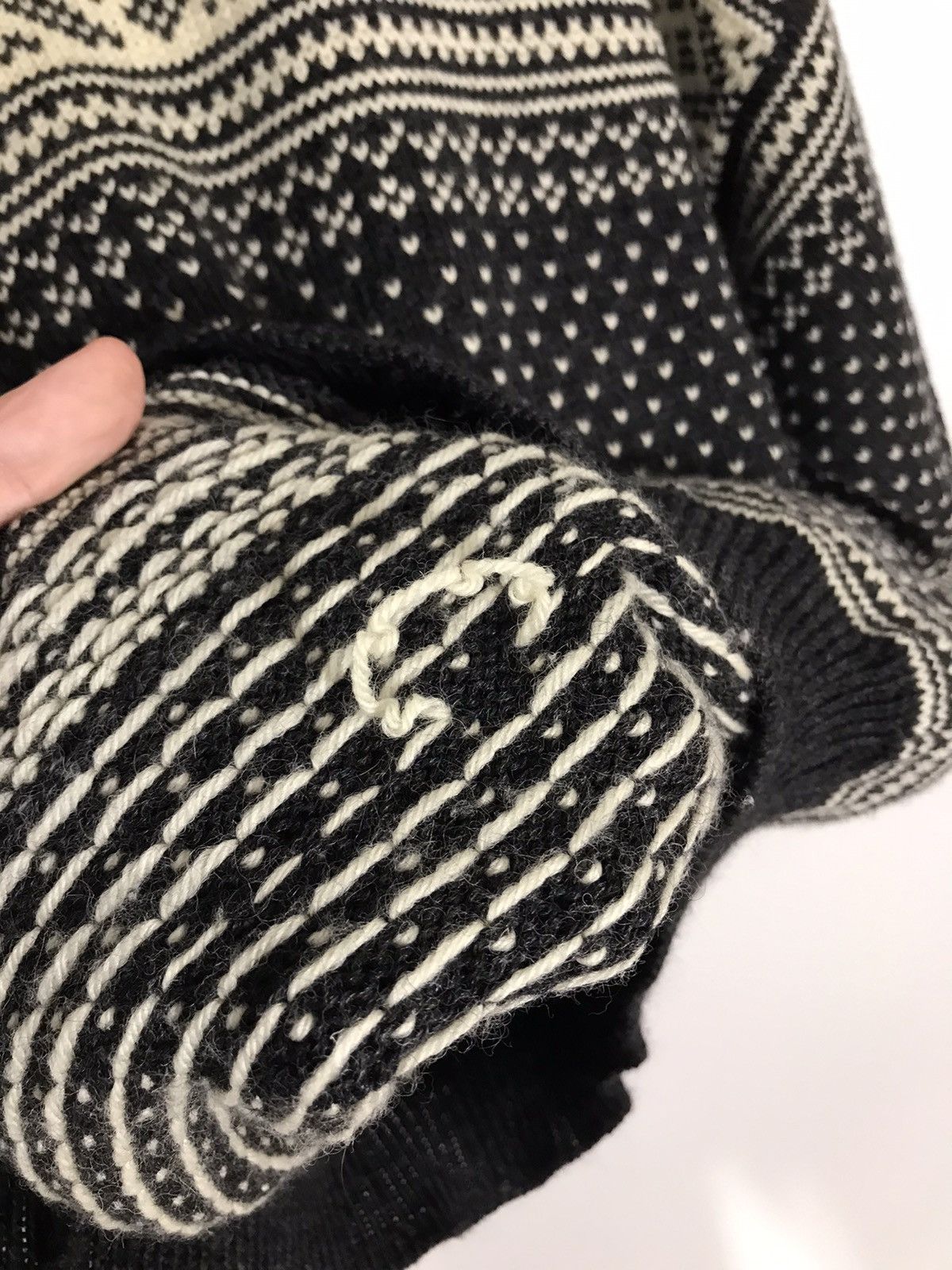 Dale Of Norway Dale Of Norway Vintage Wool Norwegian Knit Sweater Pullover Size US L / EU 52-54 / 3 - 5 Thumbnail