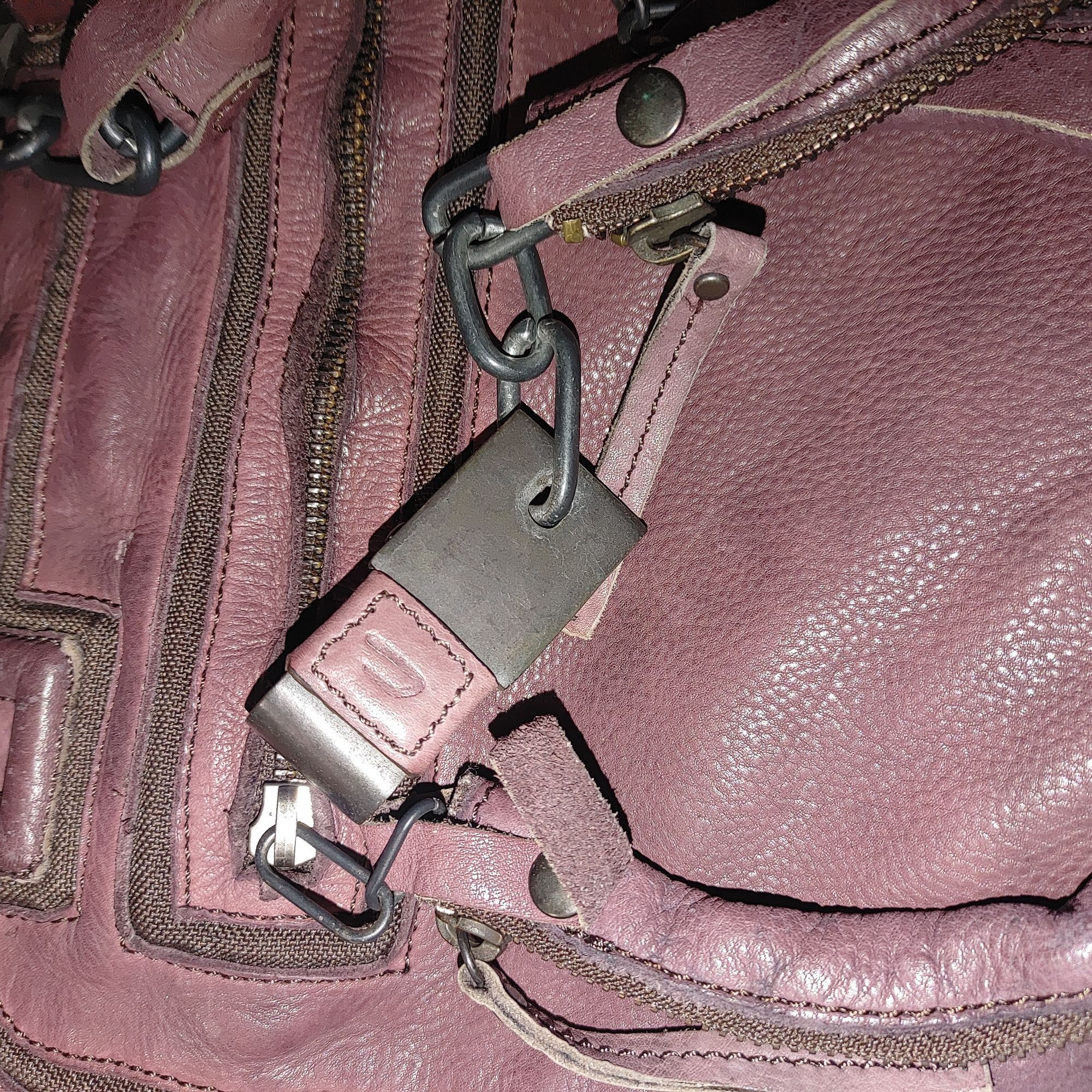 Diesel Diesel Vintage Leather Handbag Tote Purse Heavy Hardware Bur Size ONE SIZE - 15 Thumbnail
