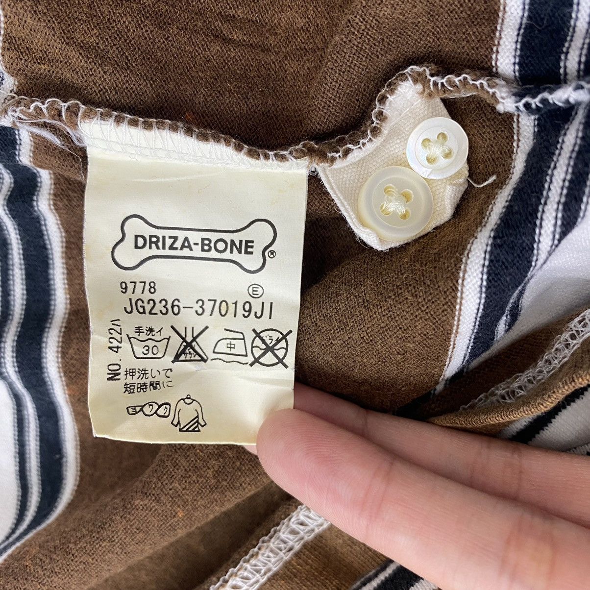 Vintage Vintage DRIZA-BONE Australian Brand Stripes Button Up Collar Size US XL / EU 56 / 4 - 6 Thumbnail