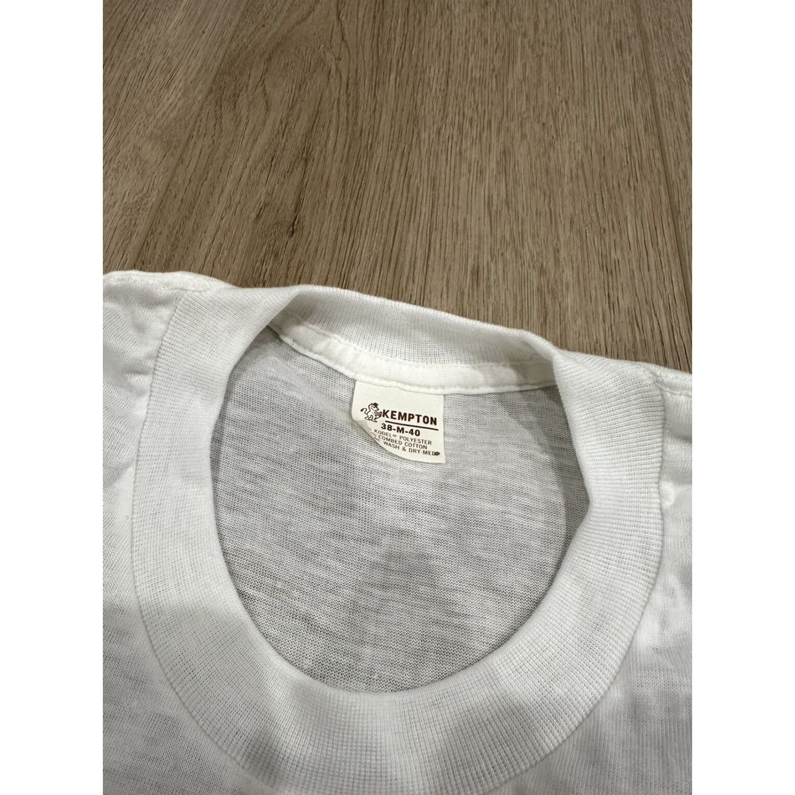 Vintage VINTAGE Kempton T Shirt White 1970s M Unisex Short Sleeve Cotton Shirt Mens Womens Size US M / EU 48-50 / 2 - 4 Thumbnail