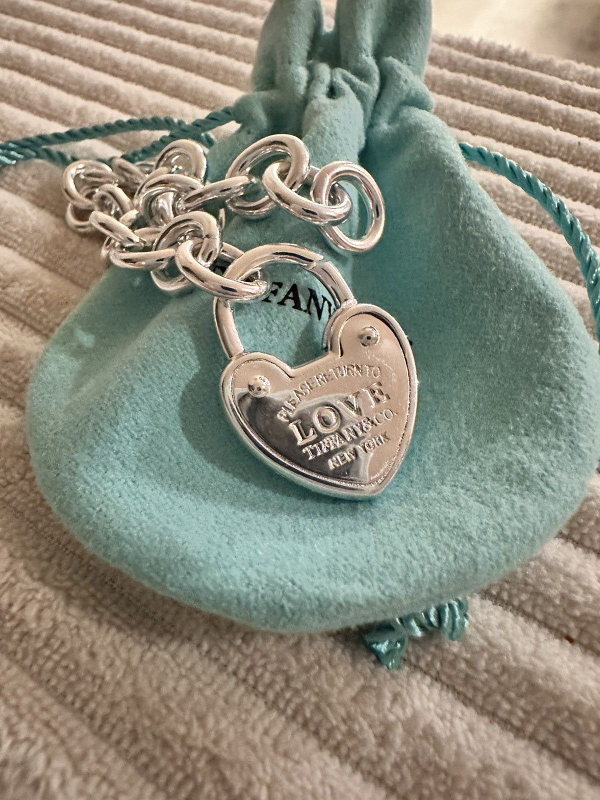 Tiffany & Co. Authentic Tiffany & Co Love Lock Bracelet 18cm 7inch Size ONE SIZE - 1 Thumbnail