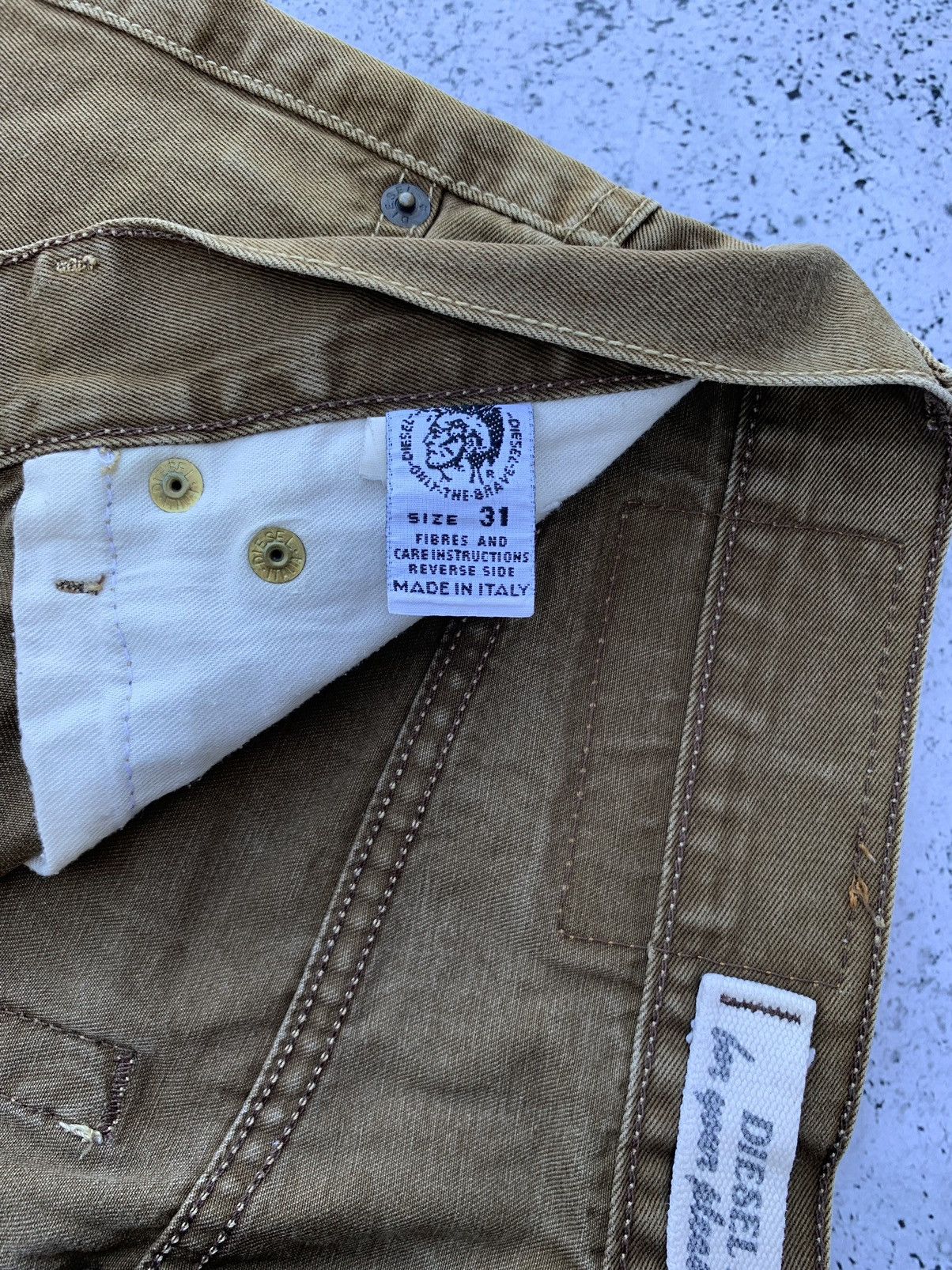Diesel × Vintage Vintage Diesel Basic Jeans Shorts Brown Size US 31 - 6 Thumbnail