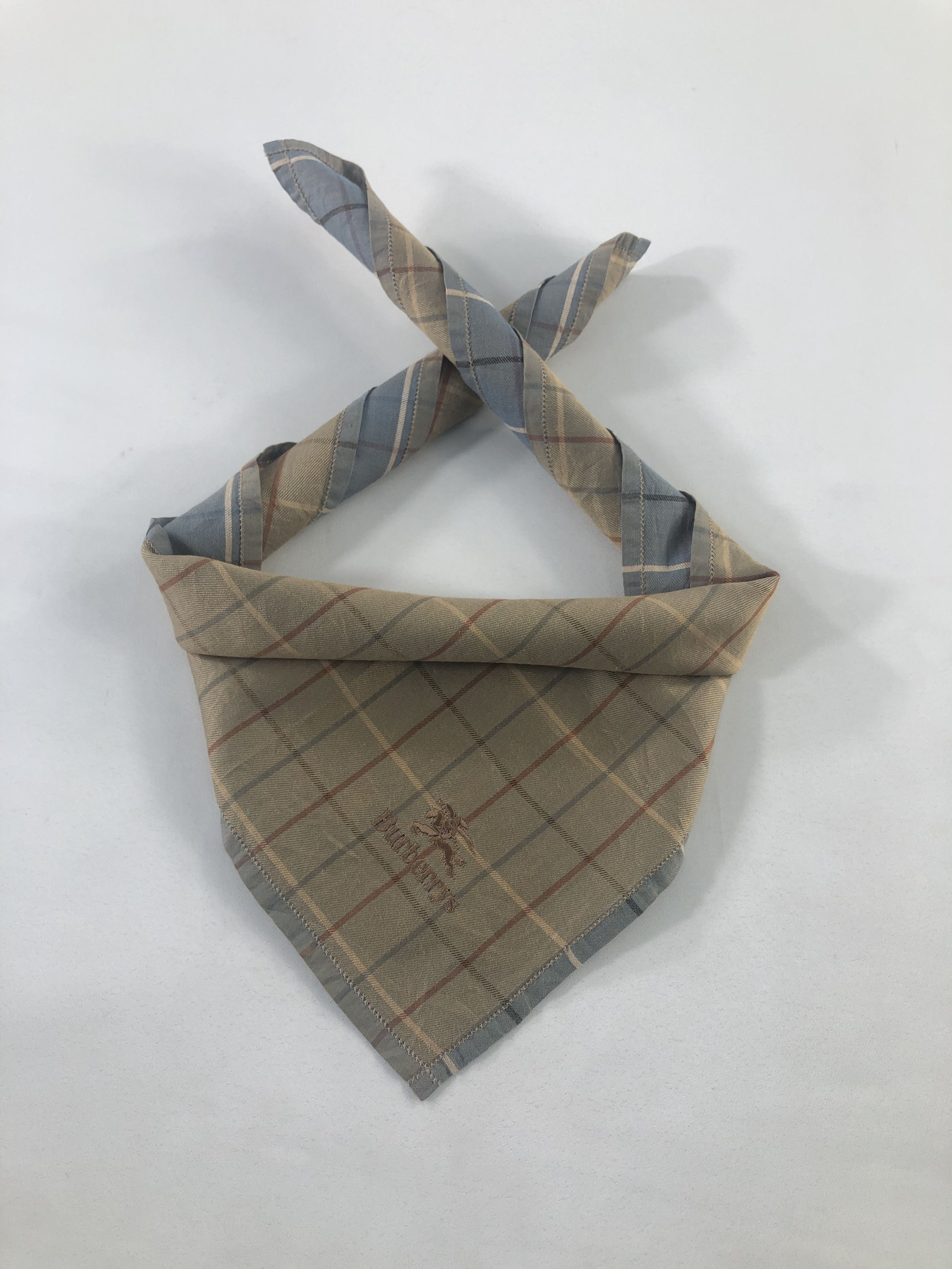 Burberry Burberrys Handkerchief / Bandana / Neckerchief Size ONE SIZE - 1 Thumbnail