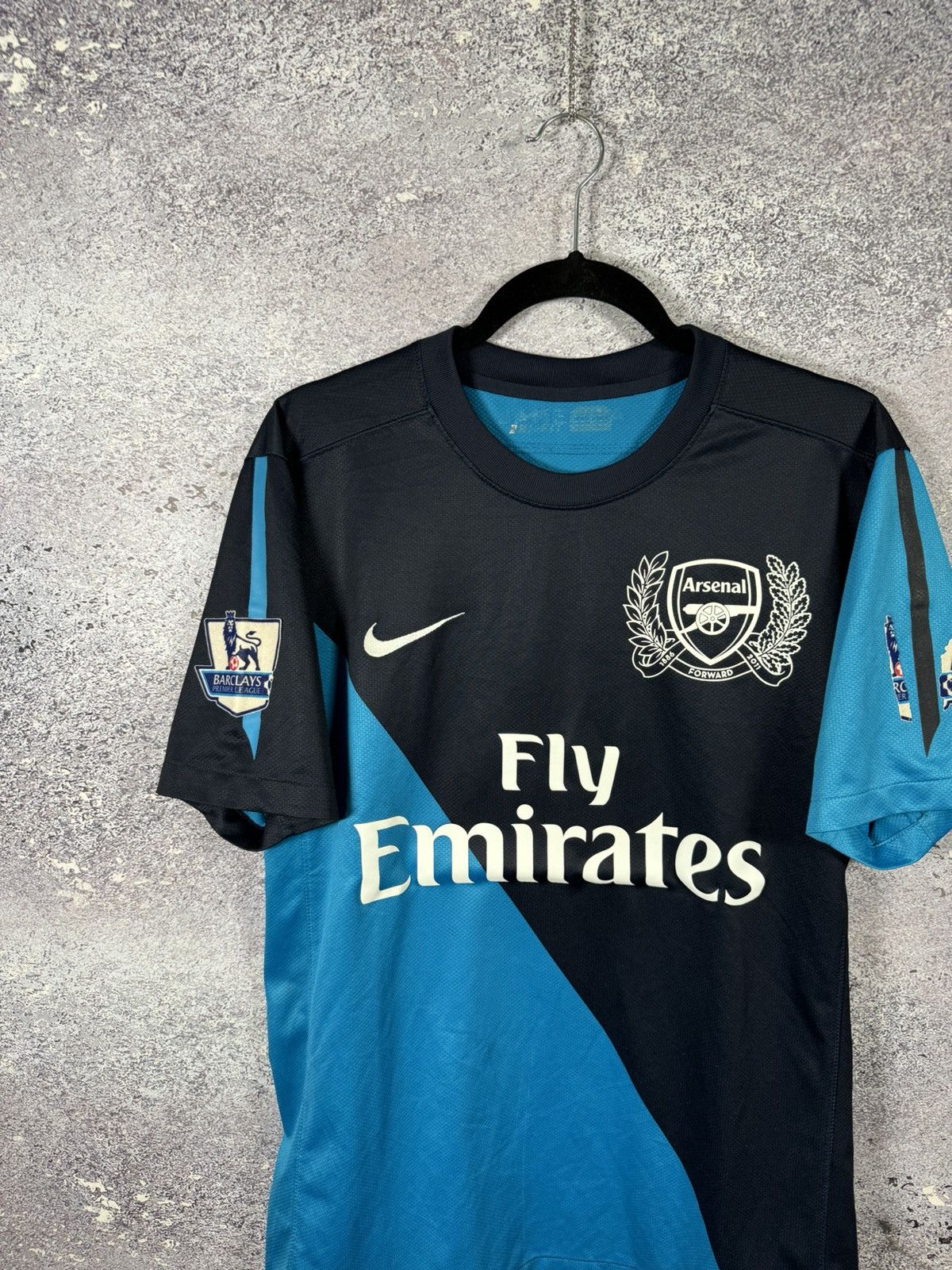 Nike × Vintage Vintage Arsenal 2011/12 Away Nike Jersey Blokcore Medium Size US M / EU 48-50 / 2 - 3 Thumbnail