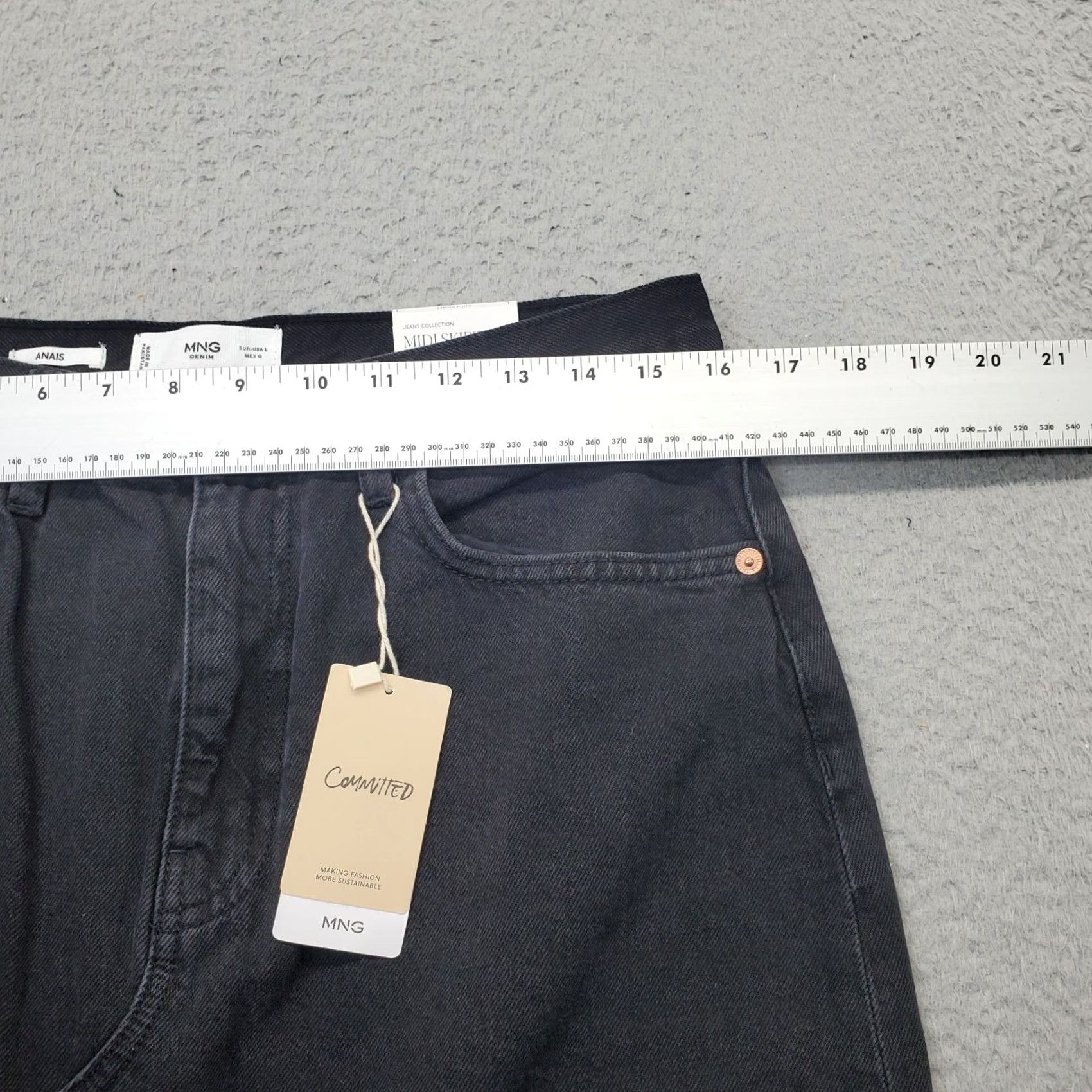 Vintage MNG Womens Skirt L Midi Black Denim Vented Front Raw Hem High Waist Pockets Zipper Button A-Line Basics Size 36" / US 14 / IT 50 - 4 Thumbnail