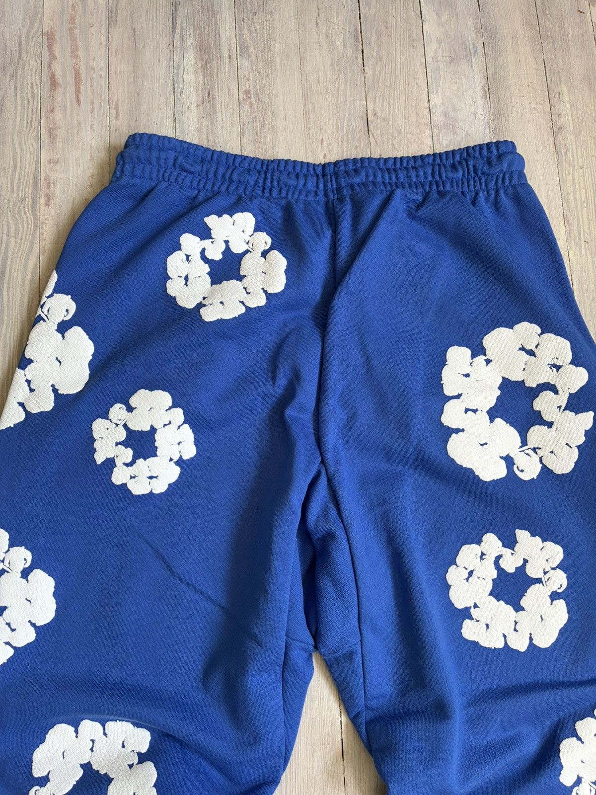 DENIM TEARS Denim Tears Wreath Sweatpants Medium Size US 32 / EU 48 - 7 Thumbnail
