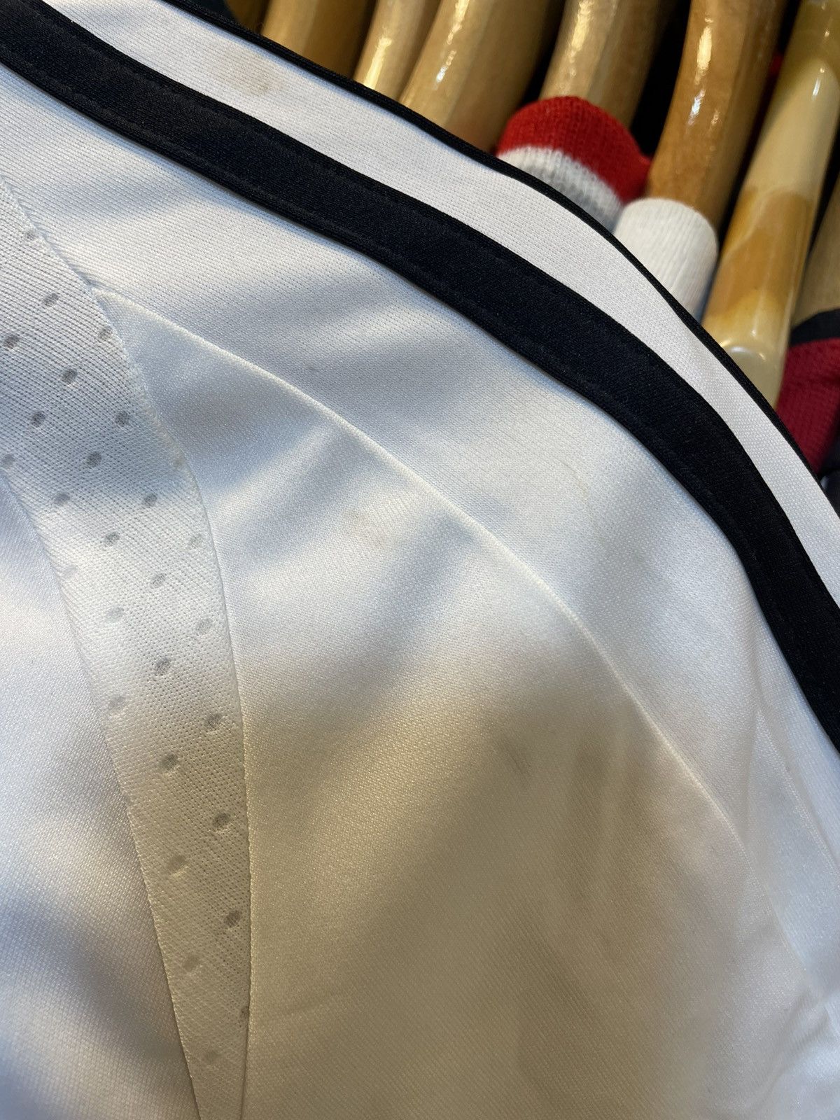 Adidas × Vintage 2009 Real Madrid CR7 Home Kit Size US L / EU 52-54 / 3 - 12 Thumbnail