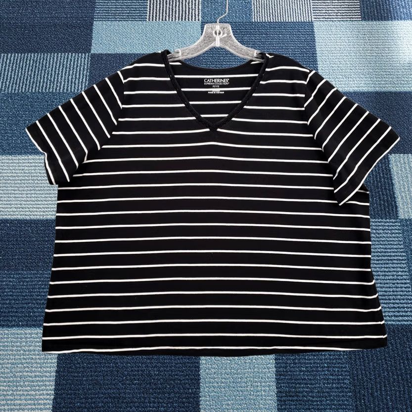 Vintage Catherines T Shirt Women 22W Black White Striped V Neck Size 3XL / US 20-22 - 1 Thumbnail