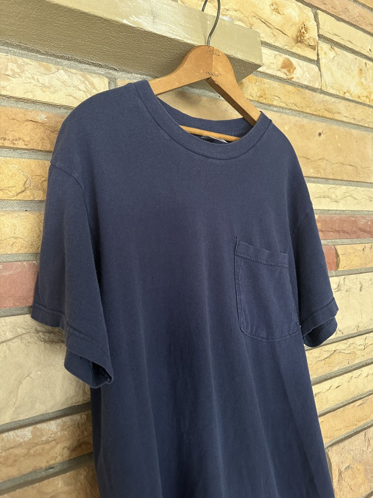 Vintage Vintage 90s Fruit of the Loom Blank Pocket Tee Size US L / EU 52-54 / 3 - 2 Thumbnail