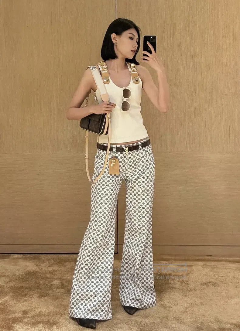 Louis Vuitton Louis Vuitton 24 Early Spring Show Vest Size XS / US 0-2 / IT 36-38 - 9 Thumbnail