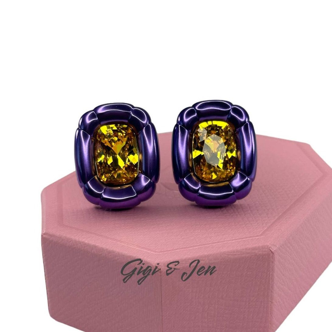 Swarovski Swarovski Dulcis clip earrings Cushion cut, Purple Size ONE SIZE - 3 Thumbnail