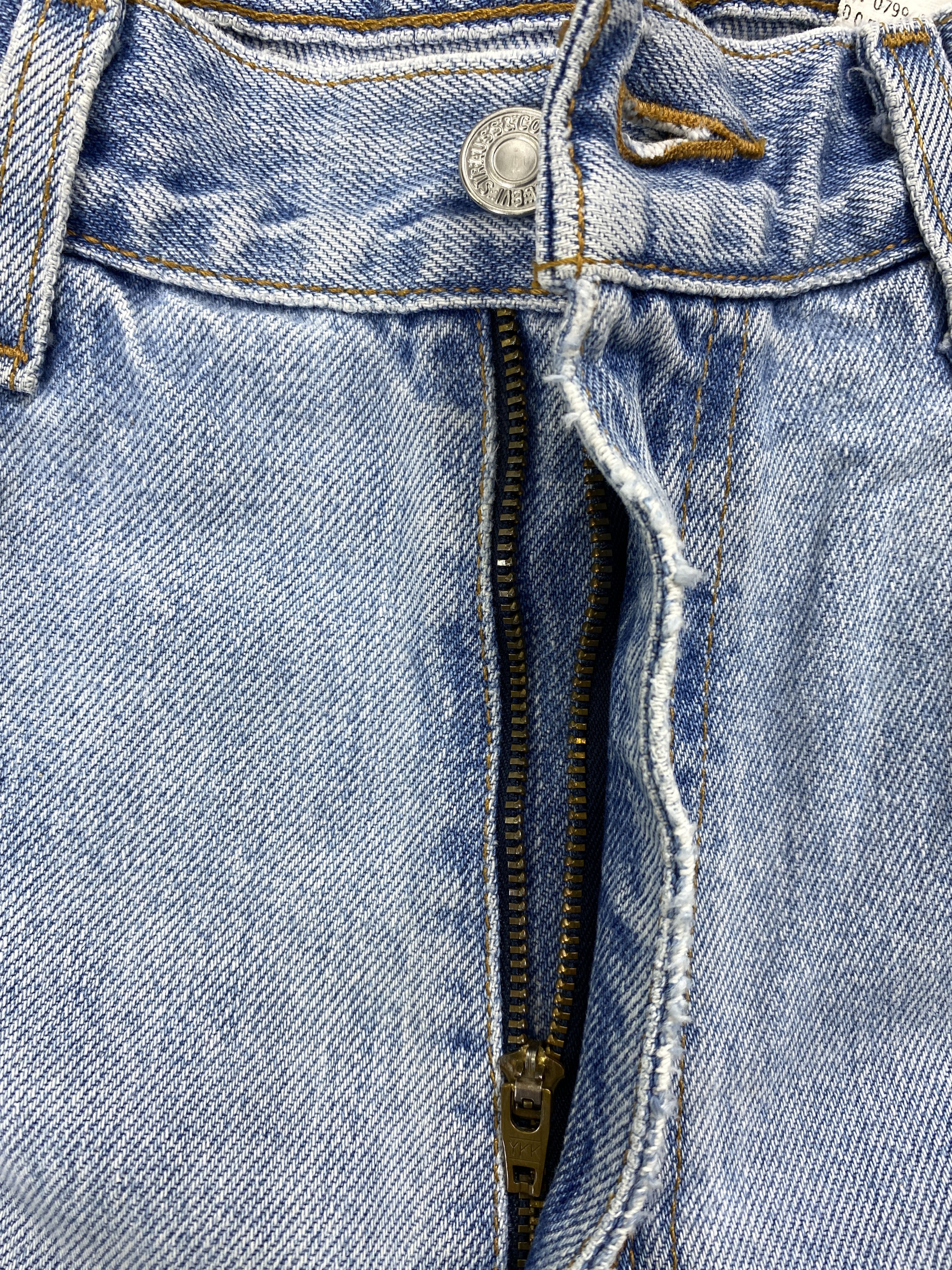 Levi's Mid Blue Vintage Levi's 550 Jeans 33x31 Denim -SJ015 Size US 33 - 6 Thumbnail