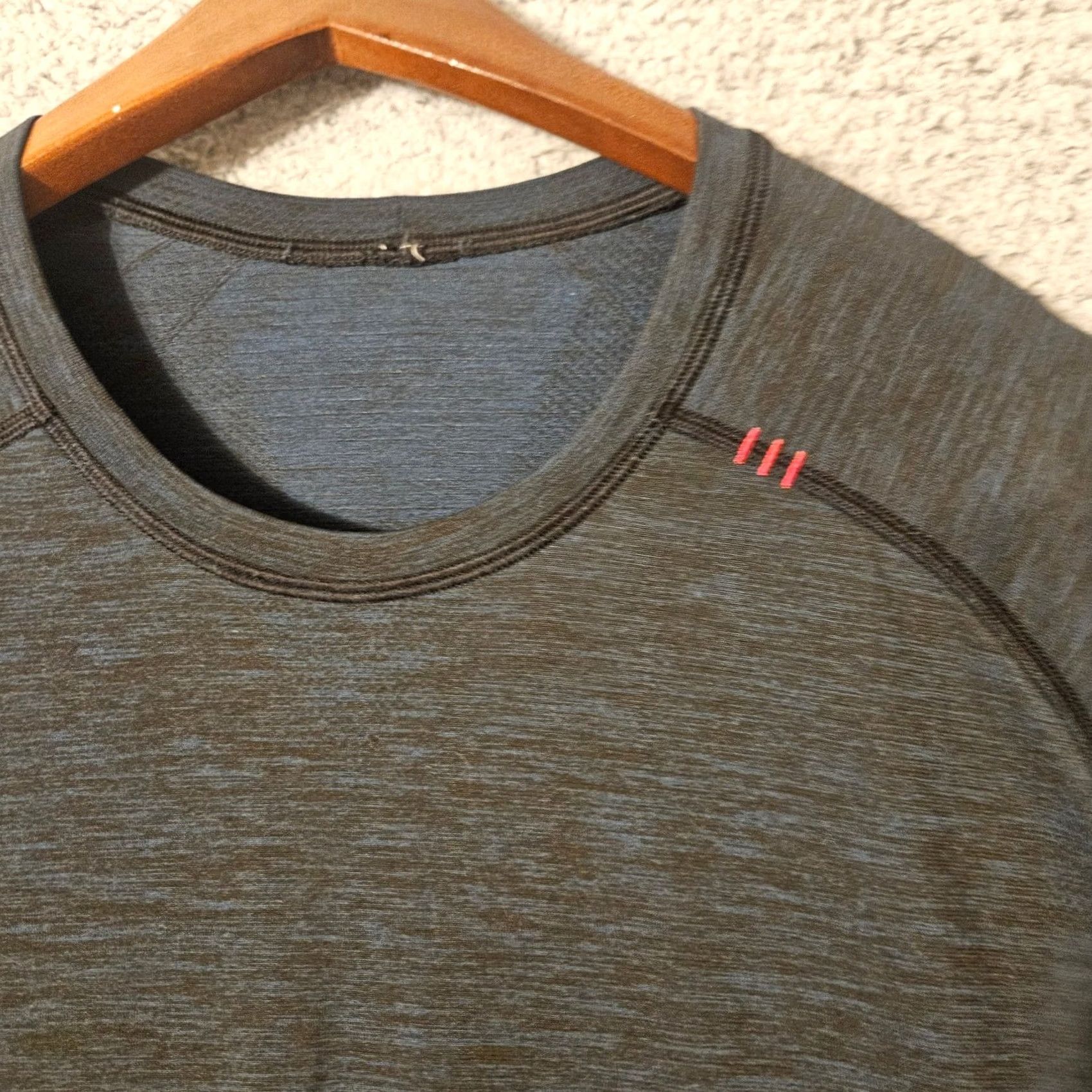 Lululemon Lululemon Shirt Mens M Blue Navy Vent Tech Short Sleeve Performance Workout T-Shirt Mens Size US M / EU 48-50 / 2 - 4 Thumbnail