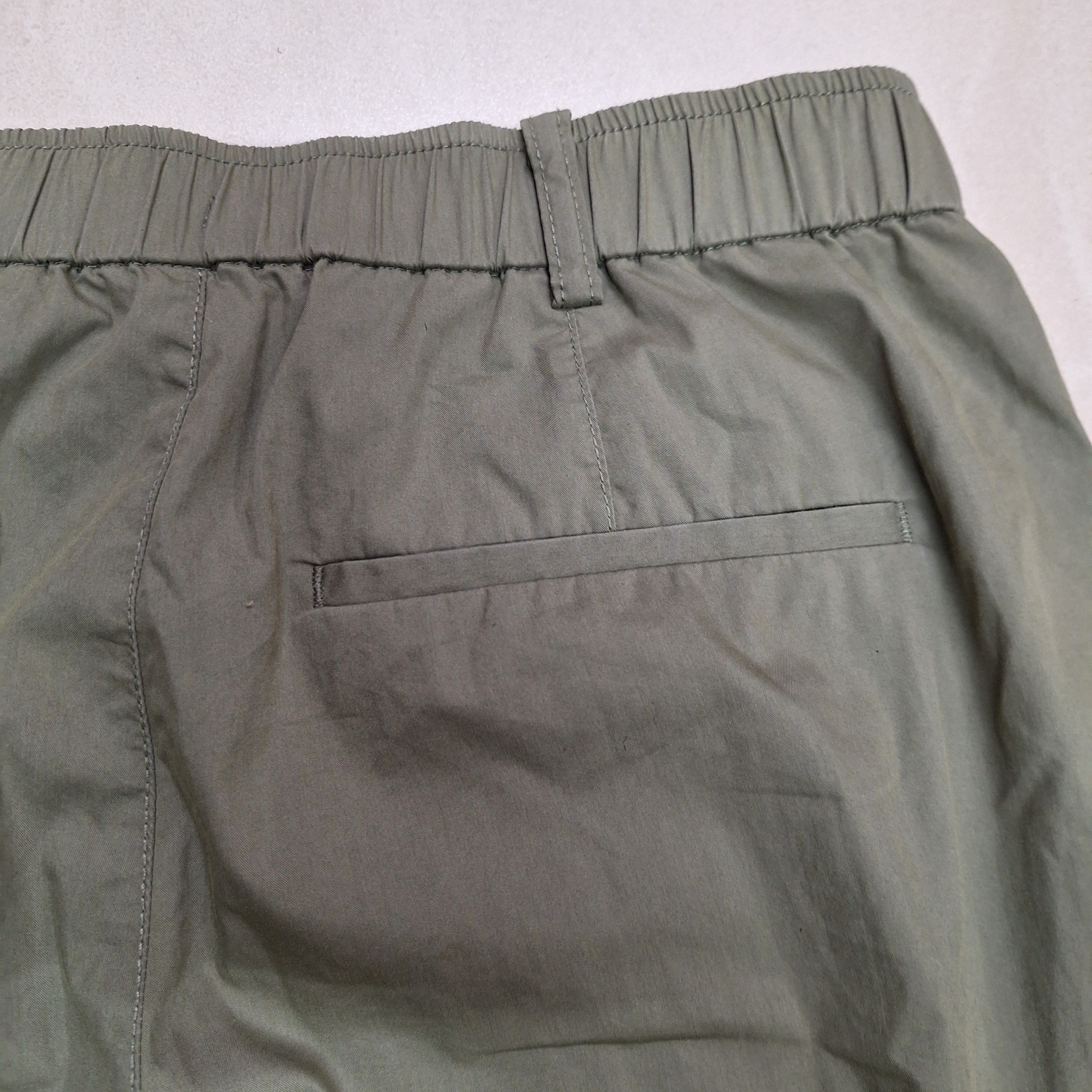 Uniqlo Uniqlo Parachute Baggy Pants Size US 29 - 11 Thumbnail