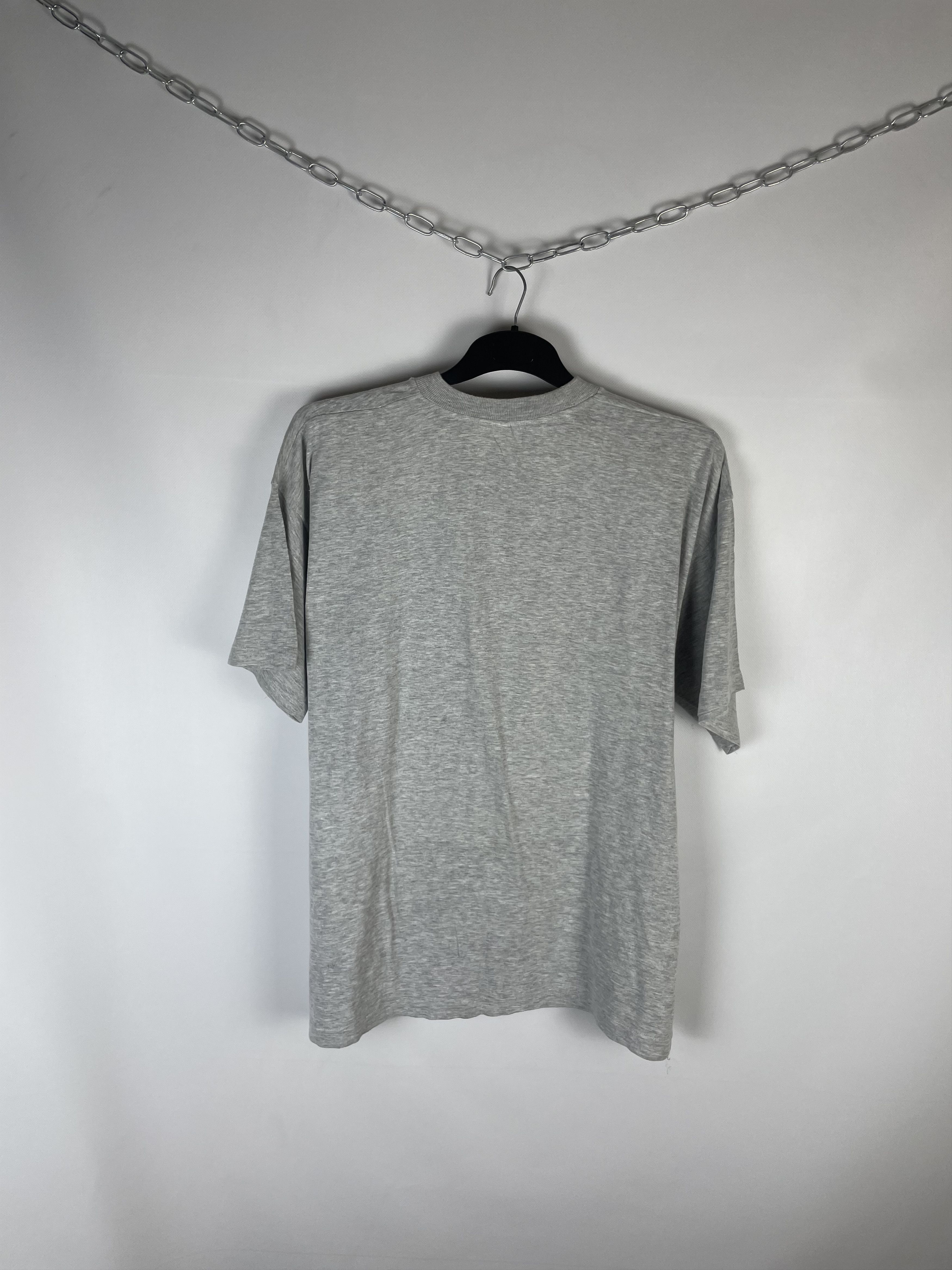 Vintage Vintage 90s Leonardo Dicaprio Leo Movie Tee Size US XL / EU 56 / 4 - 7 Thumbnail