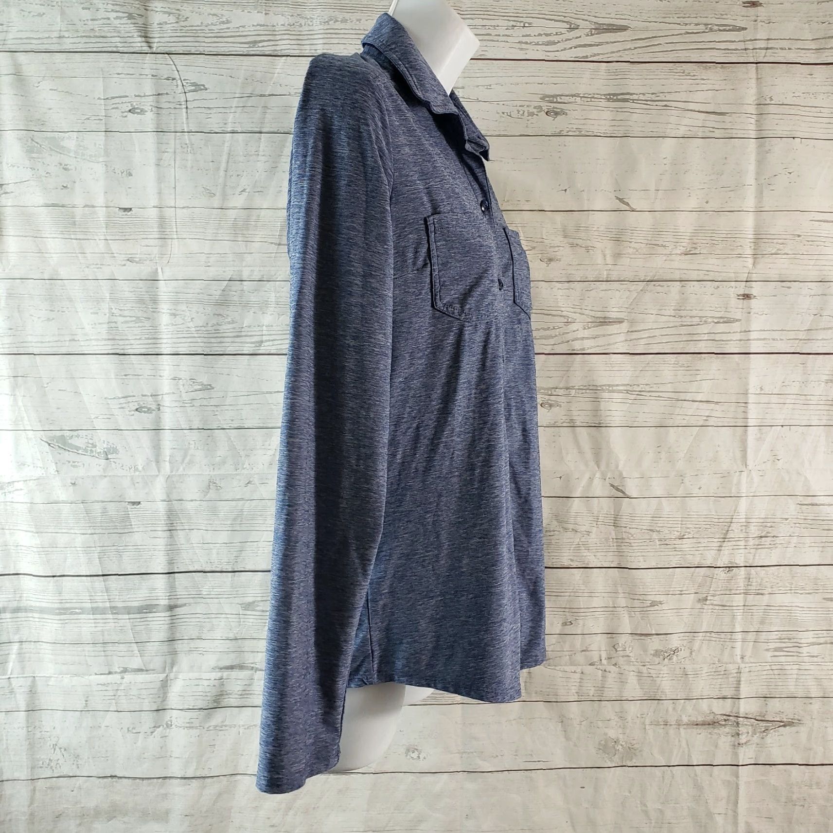 Eddie Bauer Eddie Bauer Womens Blue Button Front Long Sleeve Shirt Size Small User: Eddie Bauer Womens Blue Button Front Long Sleeve Shirt Size Small Size S / US 4 / IT 40 - 3 Thumbnail