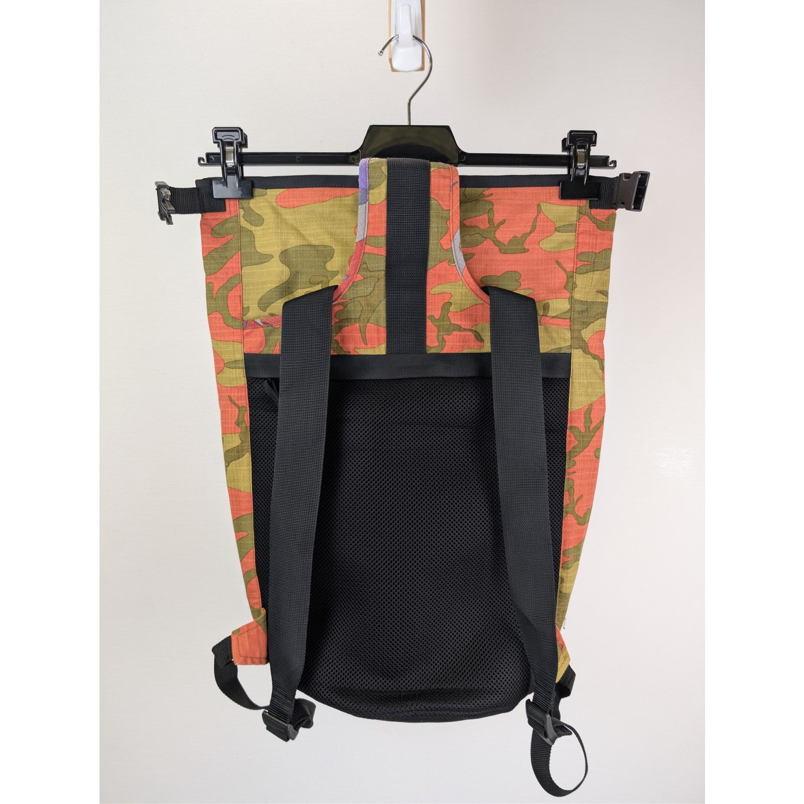 Stone Island o1rshd1 Heritage Camo Ripstop Nylon Watro Backpack Orange Size ONE SIZE - 7 Thumbnail